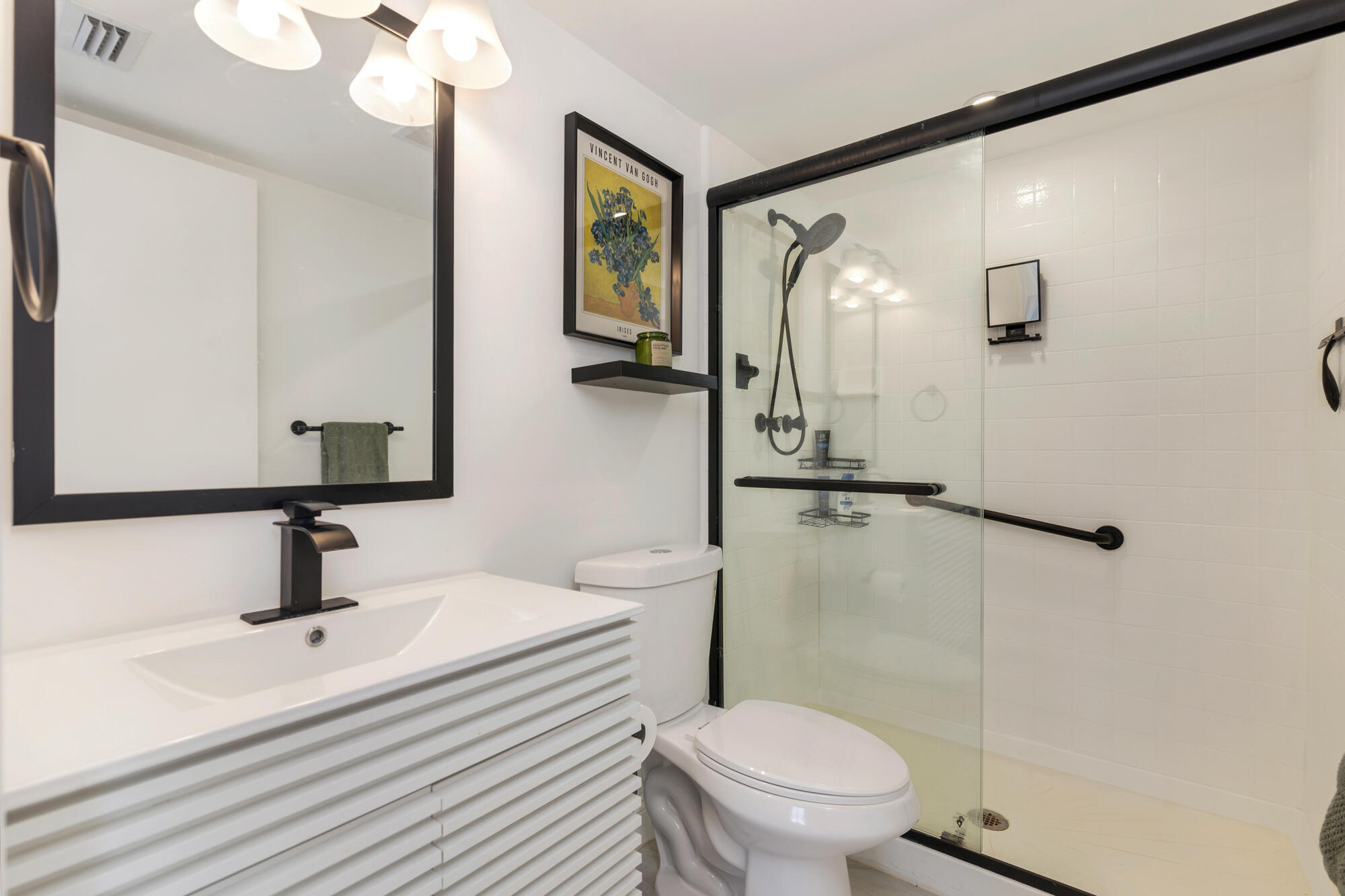 1008 Green Pine Boulevard H3 Property Photo 11