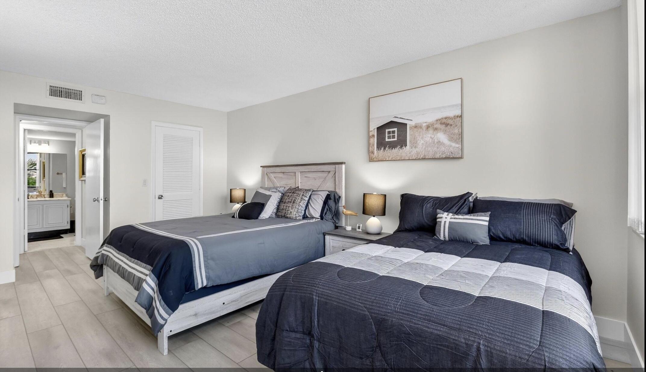 3400 N Ocean Drive 405 Property Photo 15