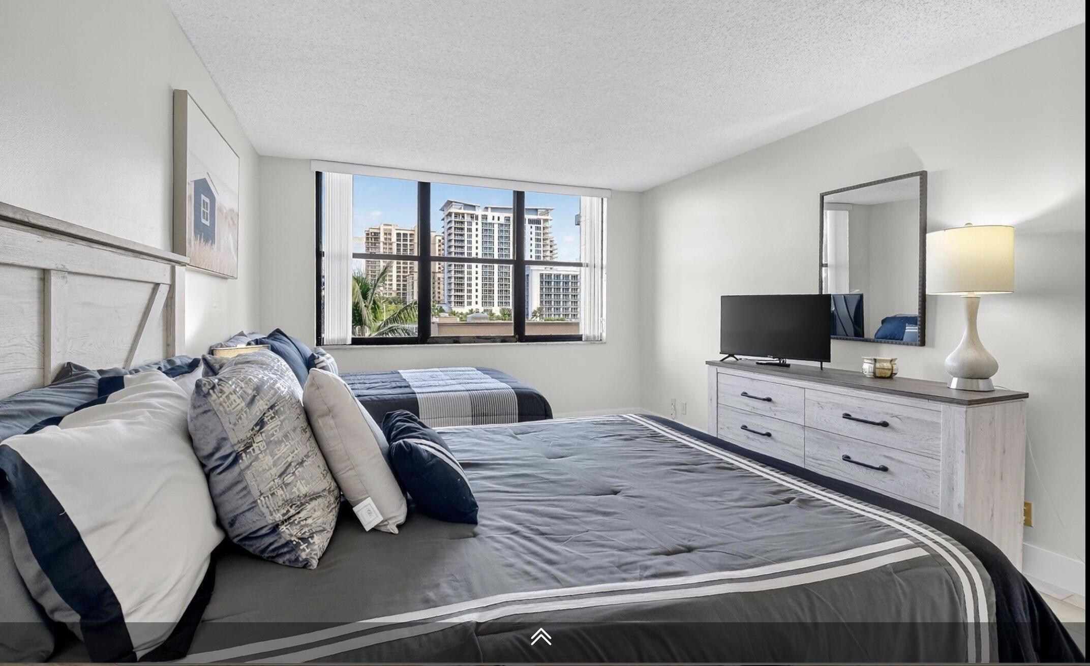 3400 N Ocean Drive 405 Property Photo 17