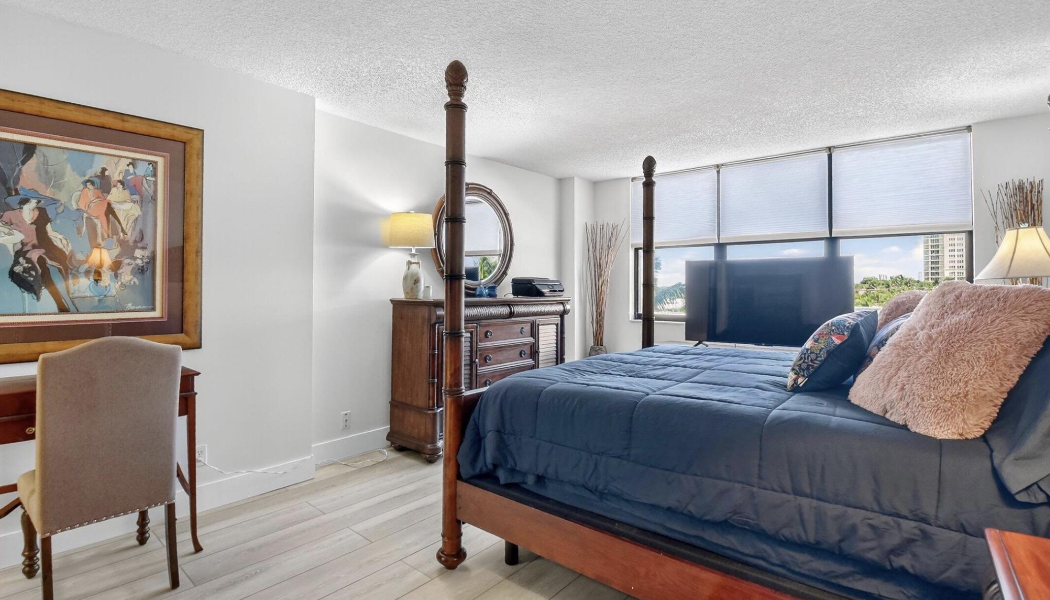 3400 N Ocean Drive 405 Property Photo 21
