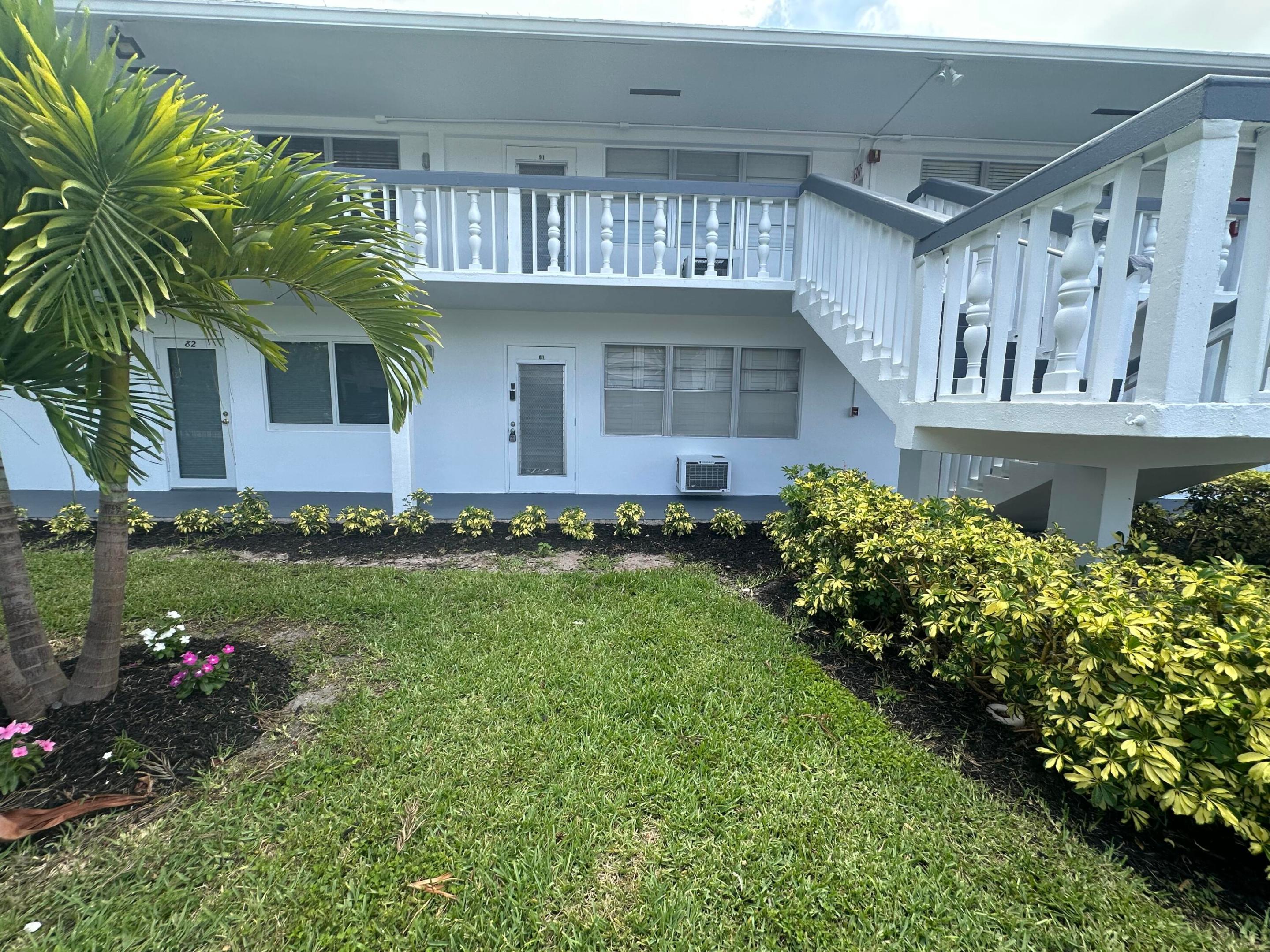 81 Farnham D 81 Property Photo 6