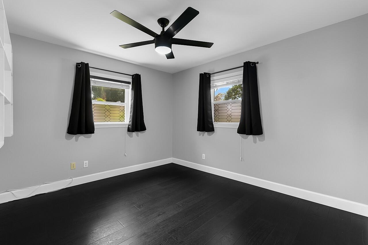 926 37th Avenue Property Photo 16