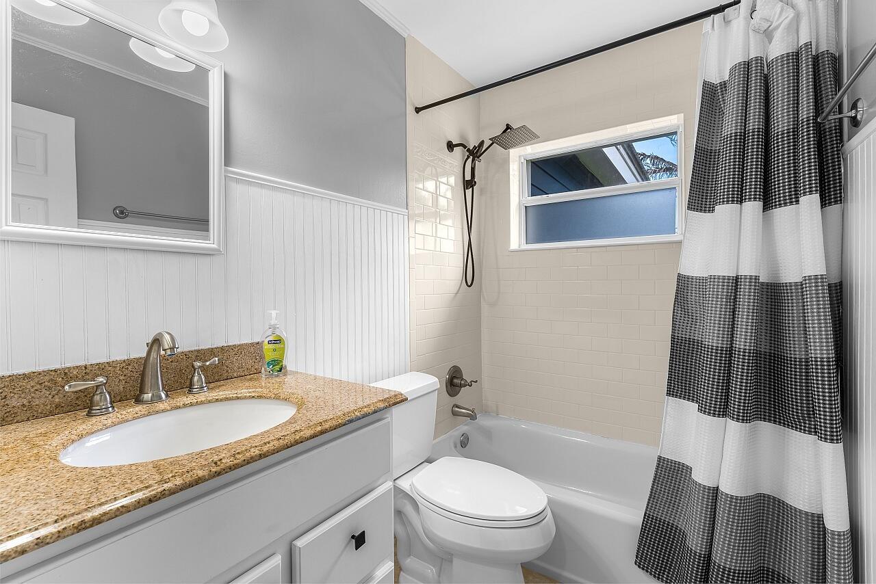 926 37th Avenue Property Photo 17