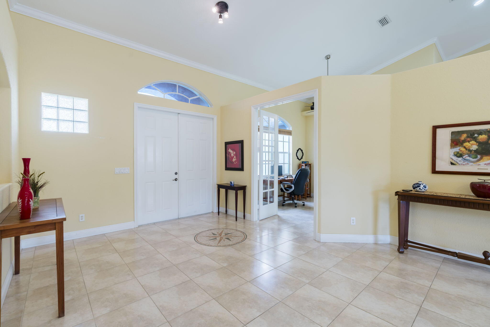2301 Sw Vale Property Photo 4