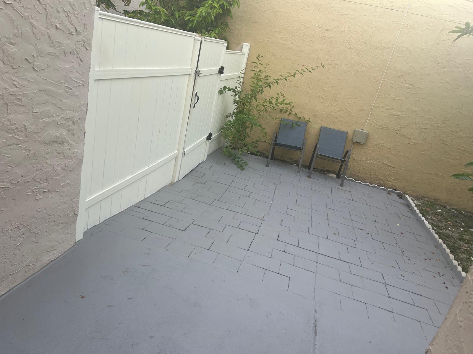 5765 Strawberry Lakes Circle Property Photo 6
