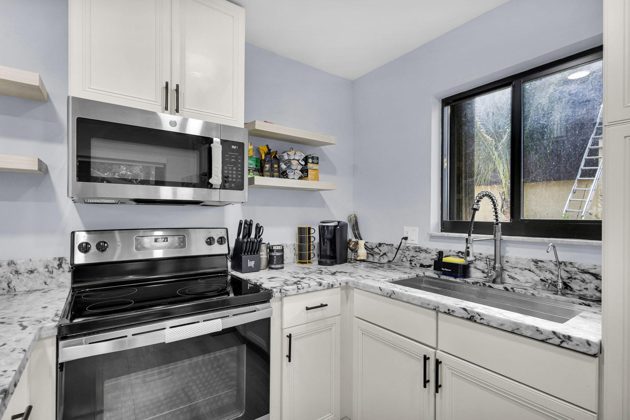 2824 Kirk Road Property Photo 5