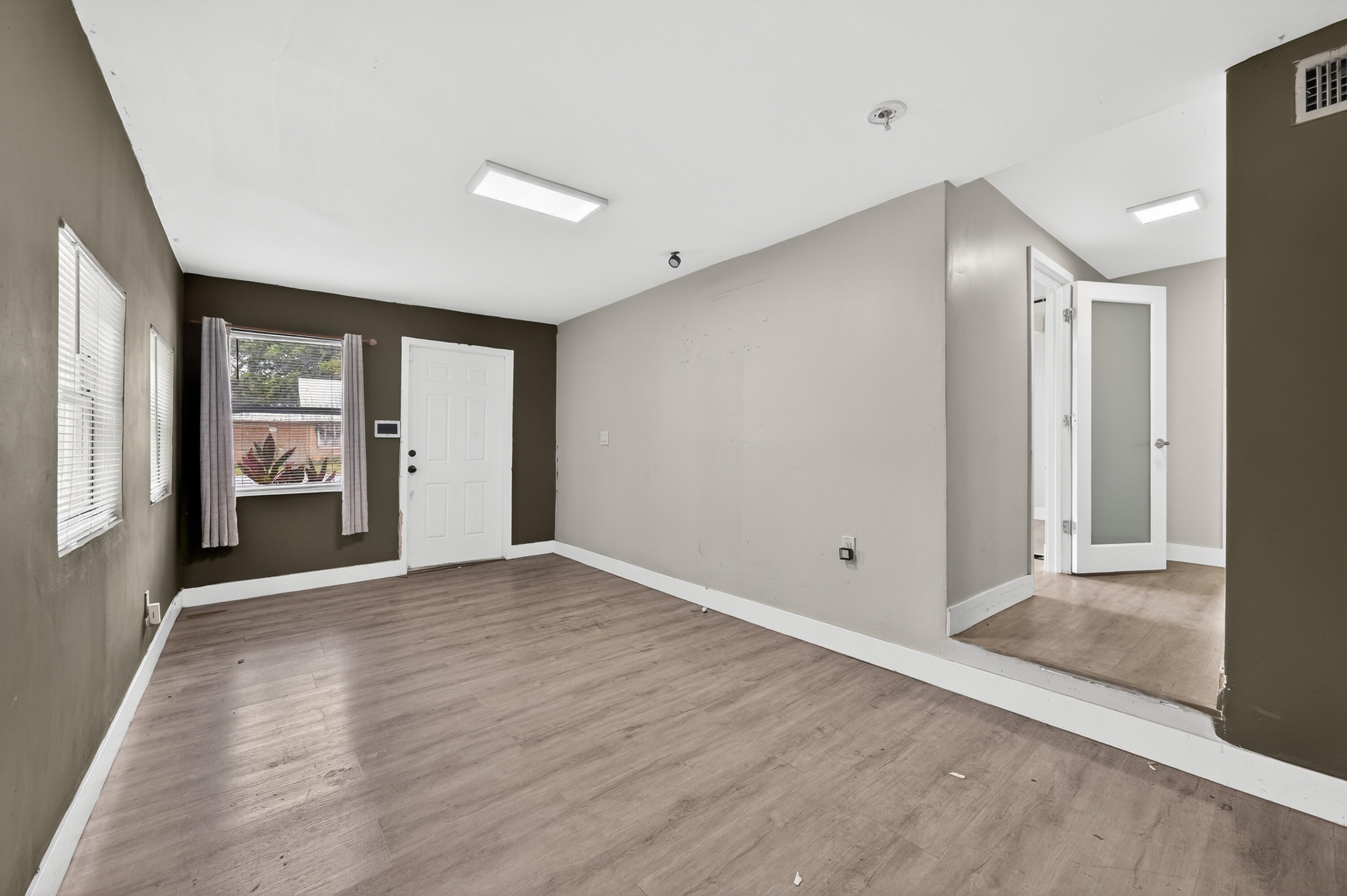716 Citrus Avenue Property Photo 4