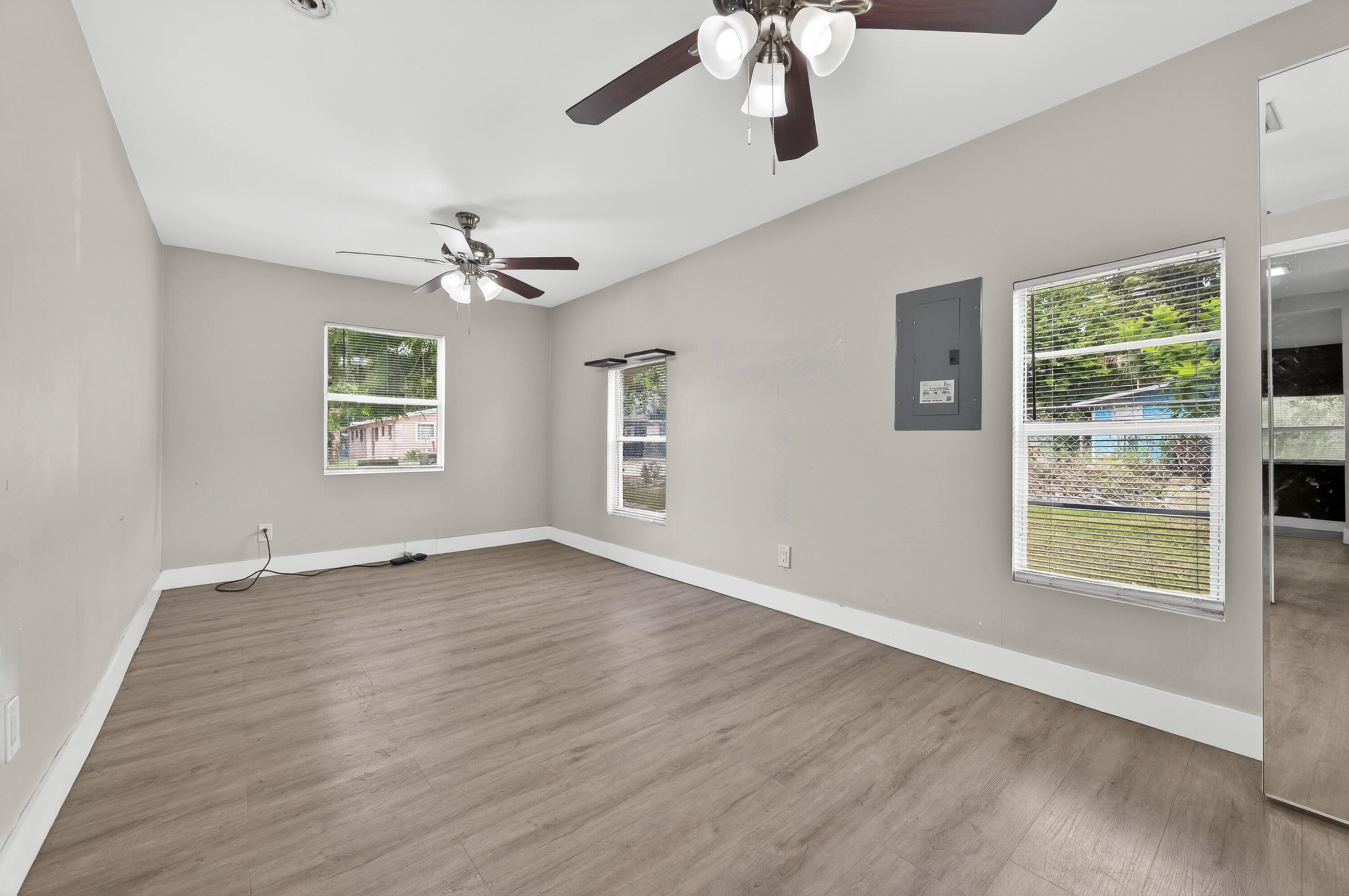 716 Citrus Avenue Property Photo 9