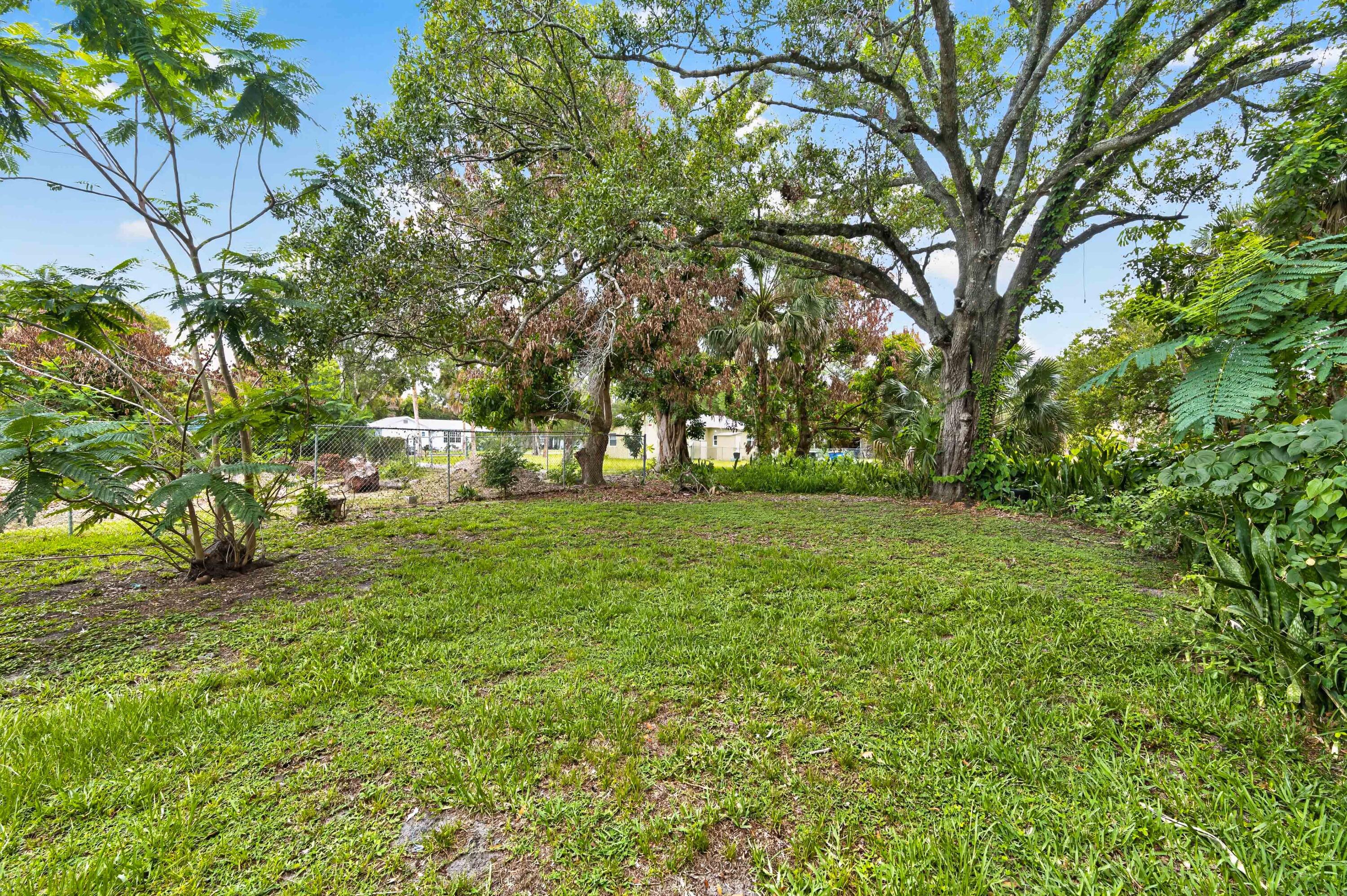 716 Citrus Avenue Property Photo 19