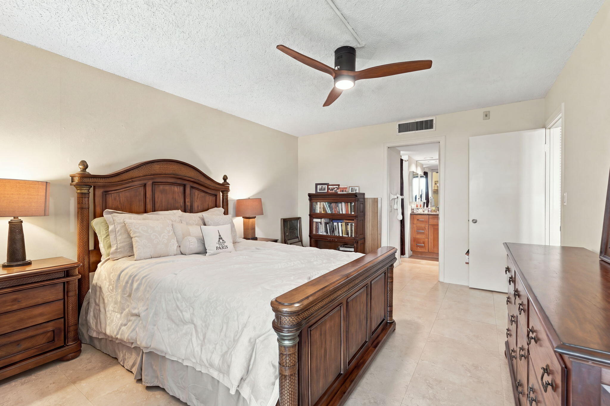 1301 River Reach Drive 507 Property Photo 14