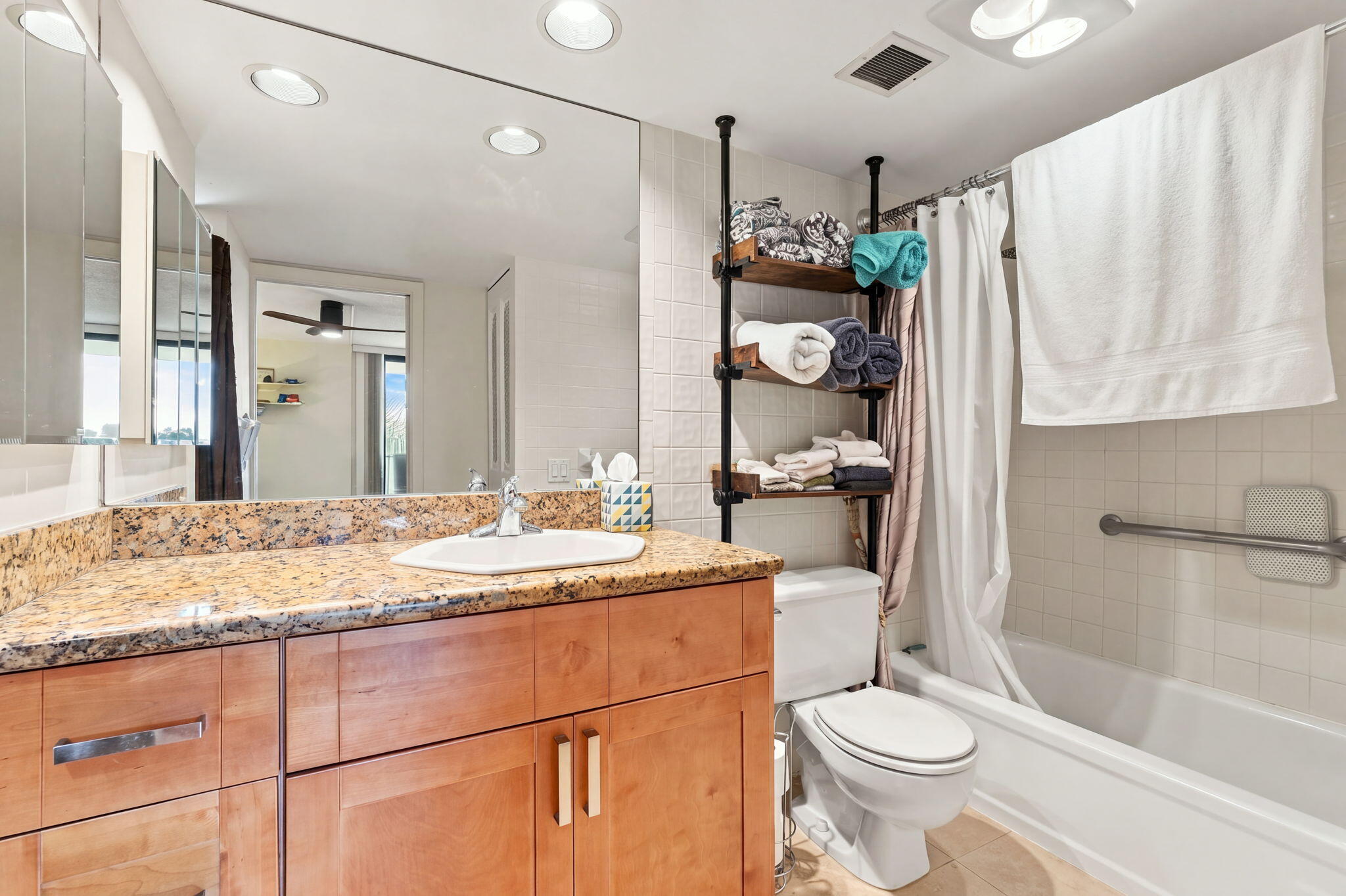 1301 River Reach Drive 507 Property Photo 15