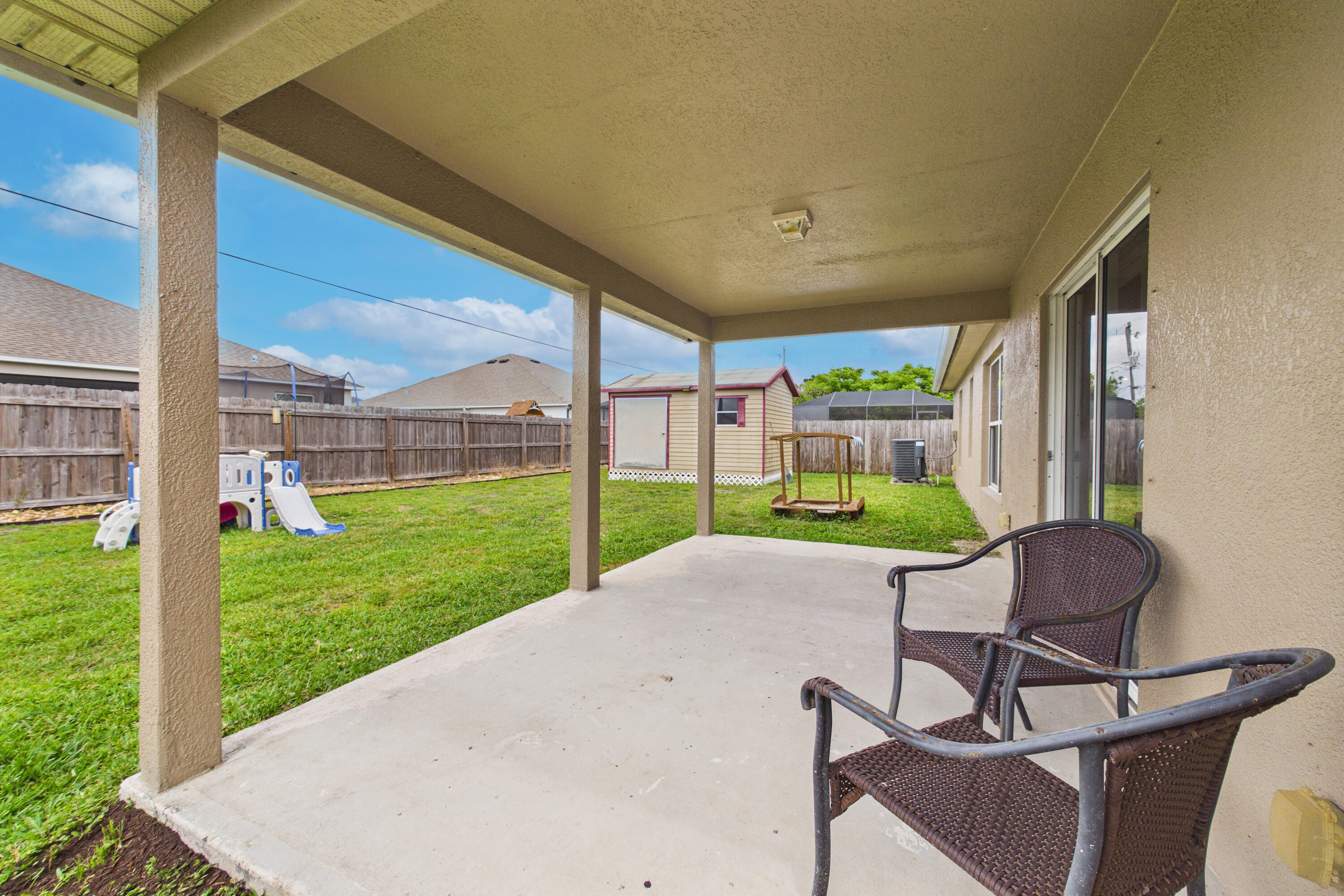 567 Mimosa Street Sw Property Photo 8