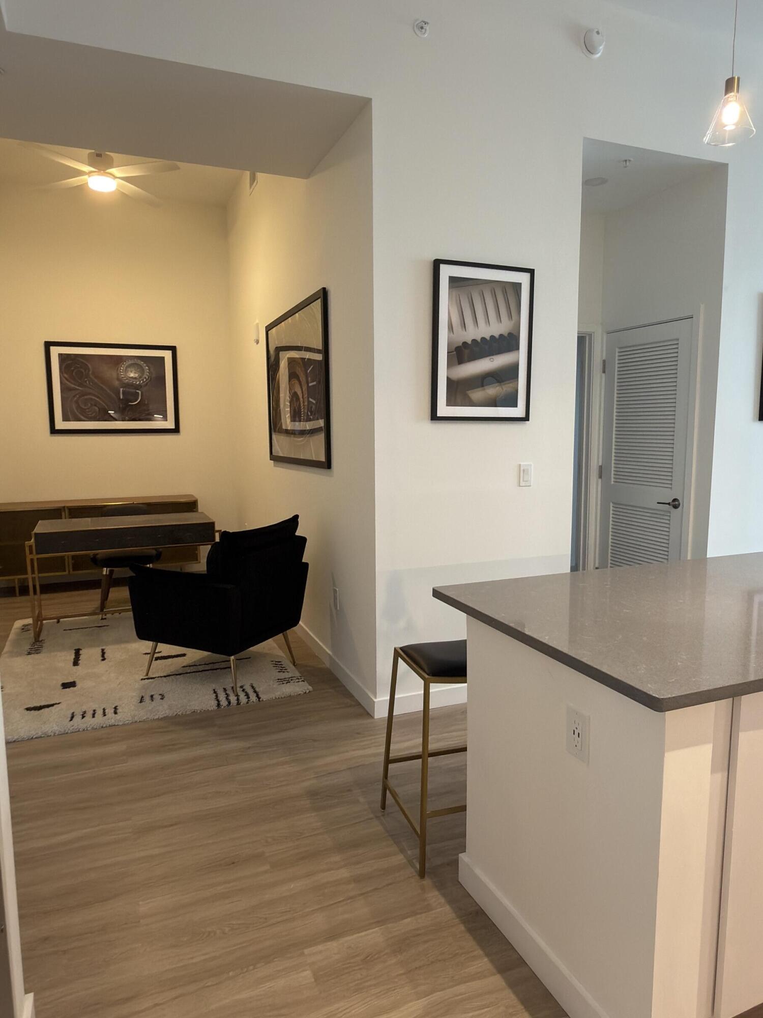 1710 N Congress Avenue Property Photo 8