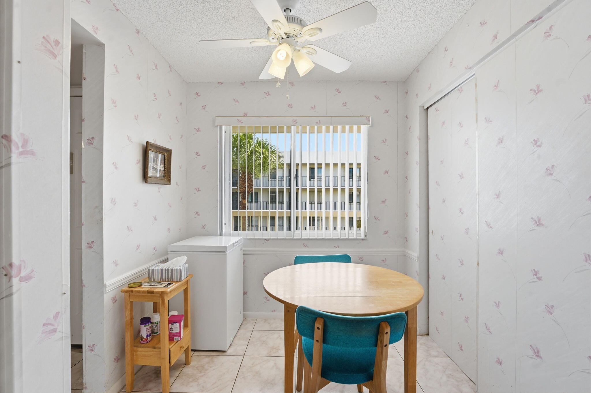 3146 Via Poinciana 307 Property Photo 9