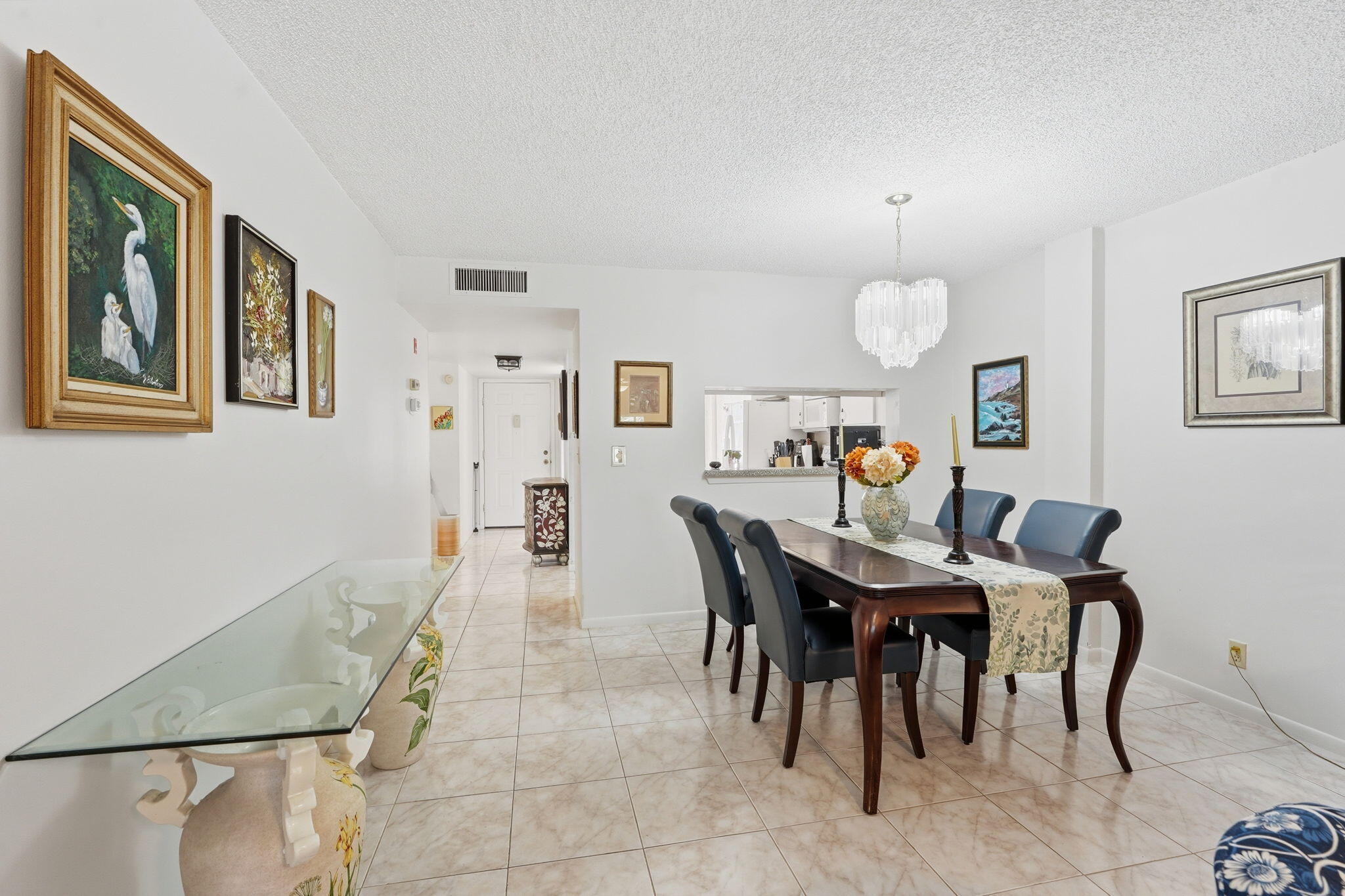 3146 Via Poinciana 307 Property Photo 12