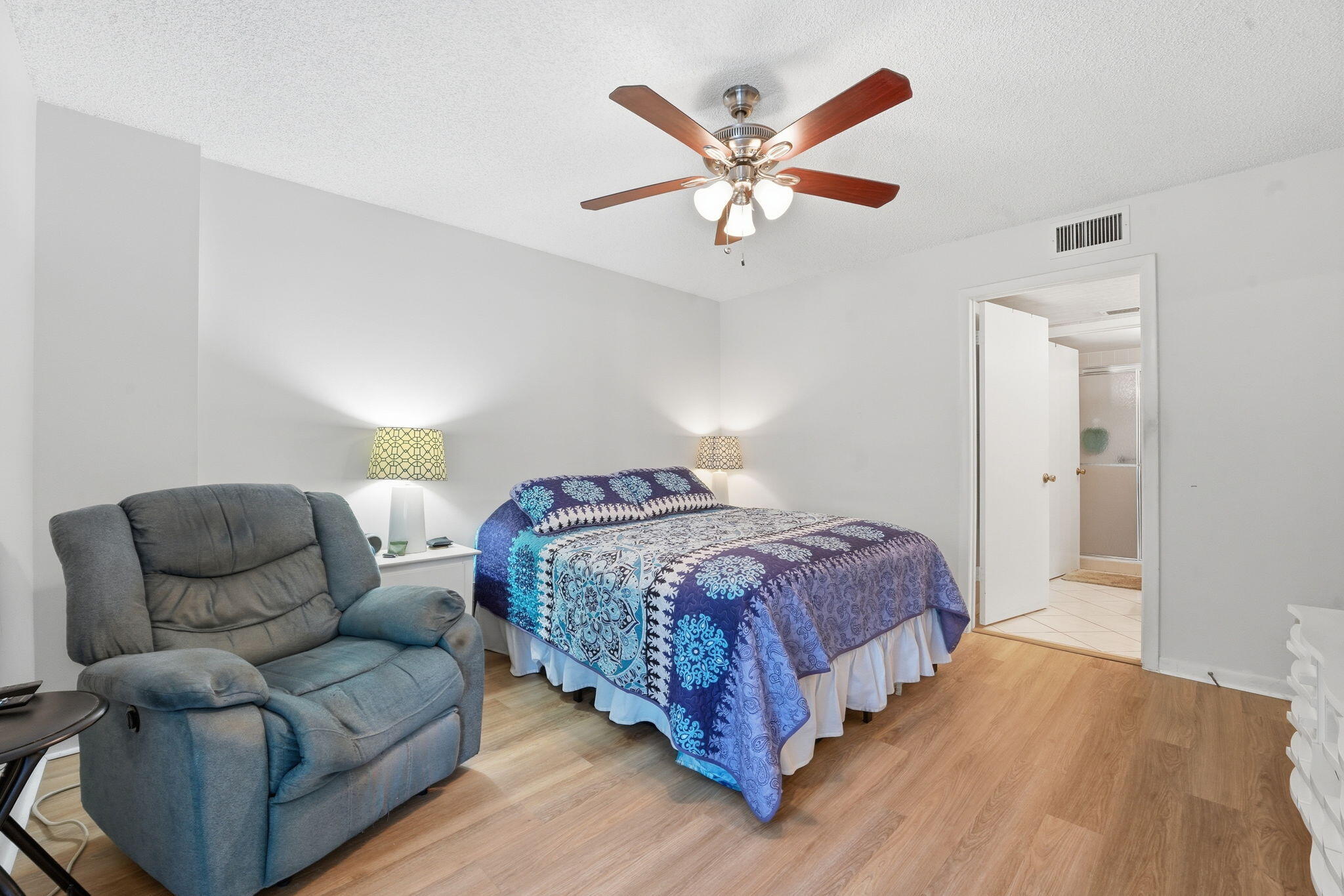 3146 Via Poinciana 307 Property Photo 17