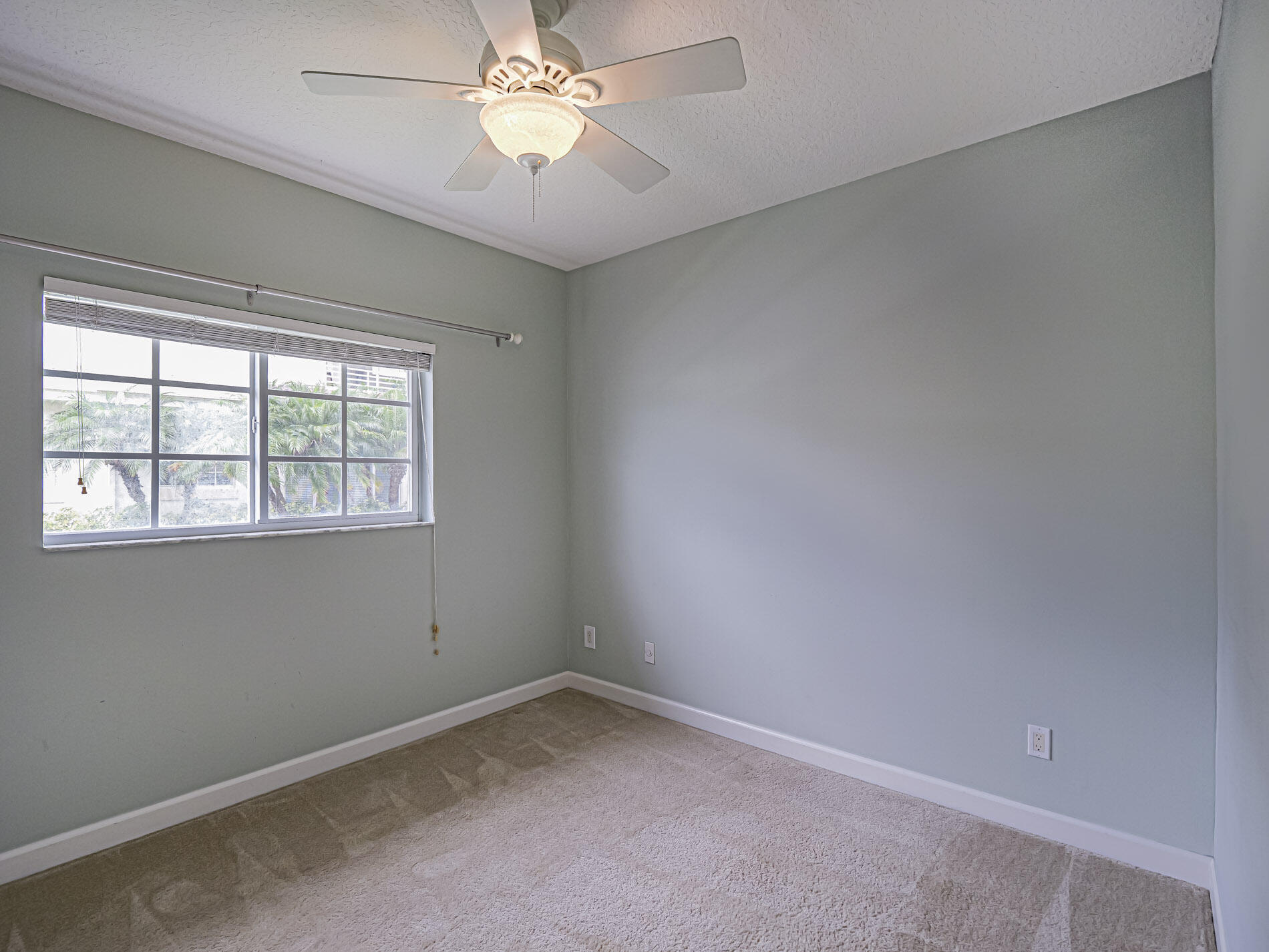 524 7th Square 101 Property Photo 13
