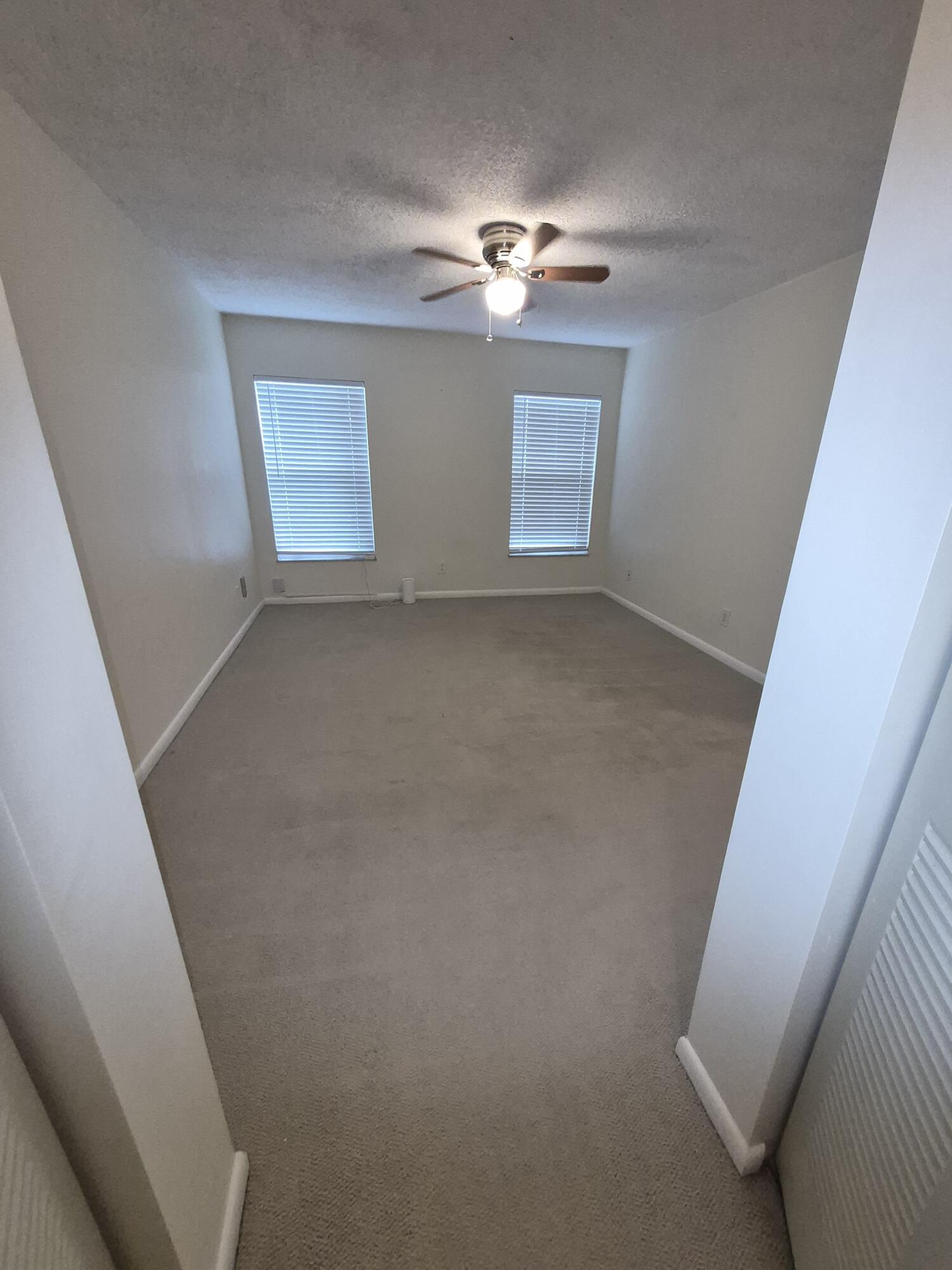 6531 Se Federal Highway F211 Property Photo 11