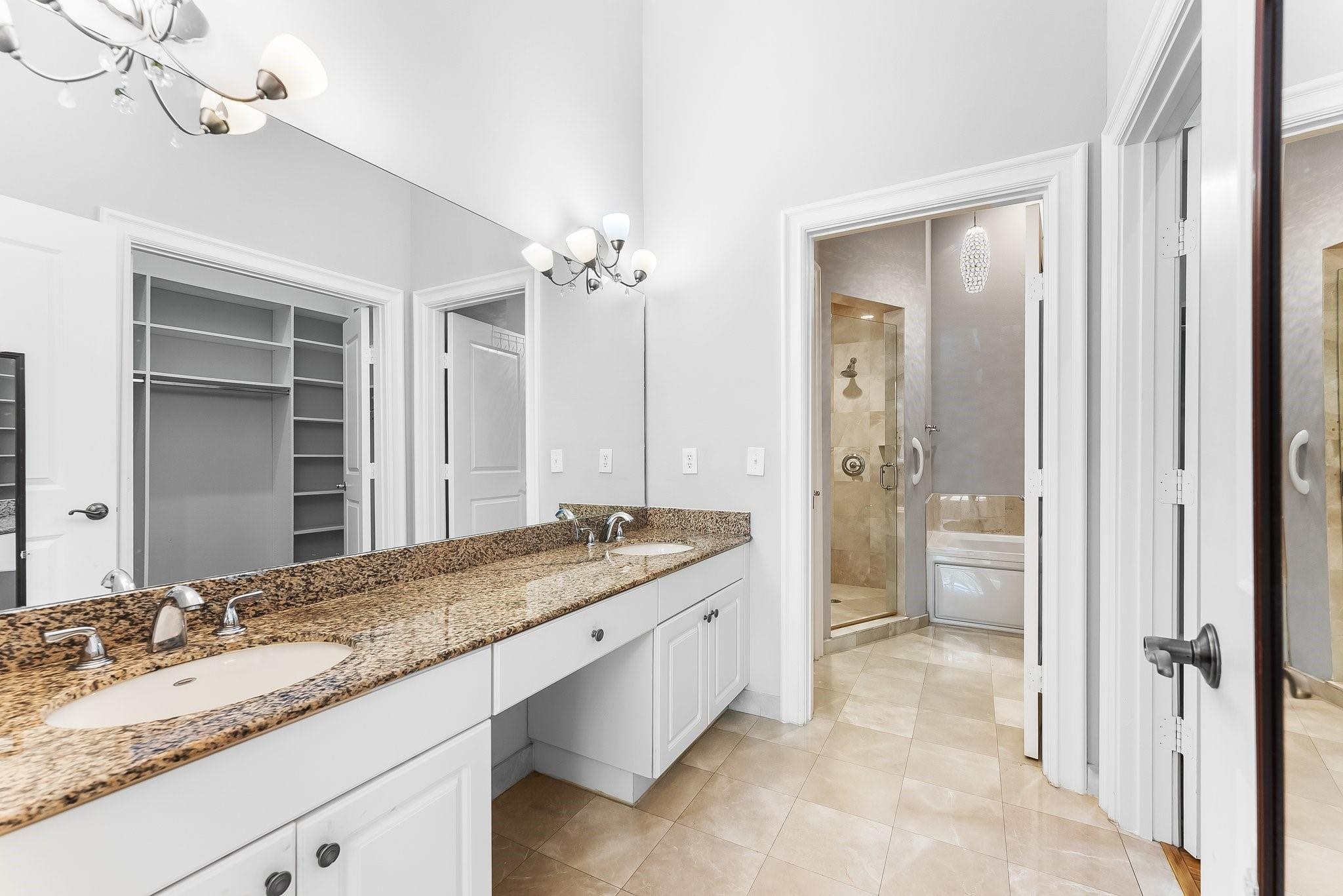 16102 Emerald Estates Drive 101 Property Photo 16