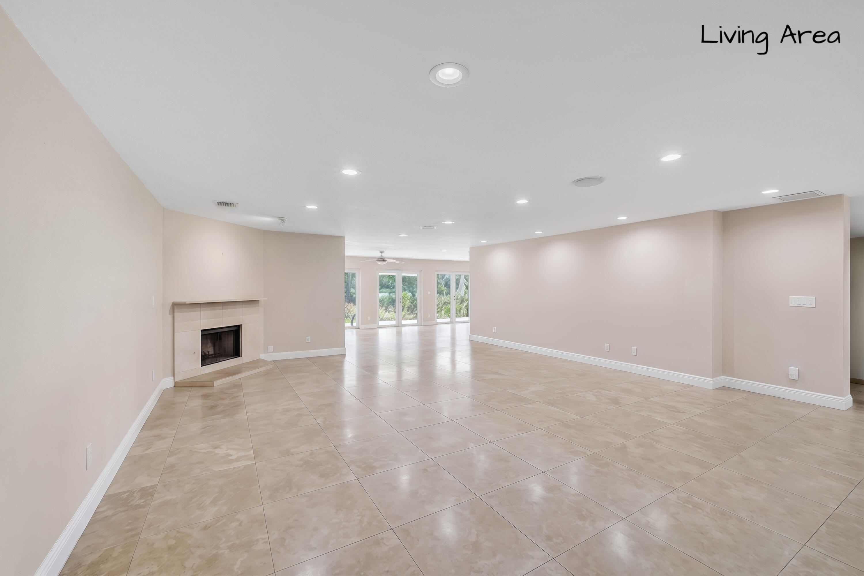 5844 Pinebrook Drive Property Photo 14