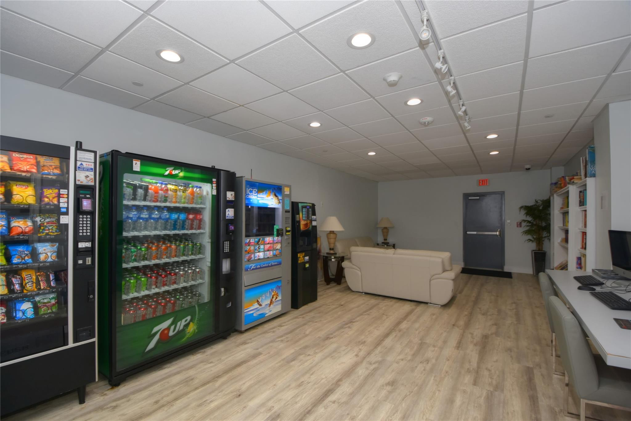 405 N Ocean Boulevard 207 Property Photo 35