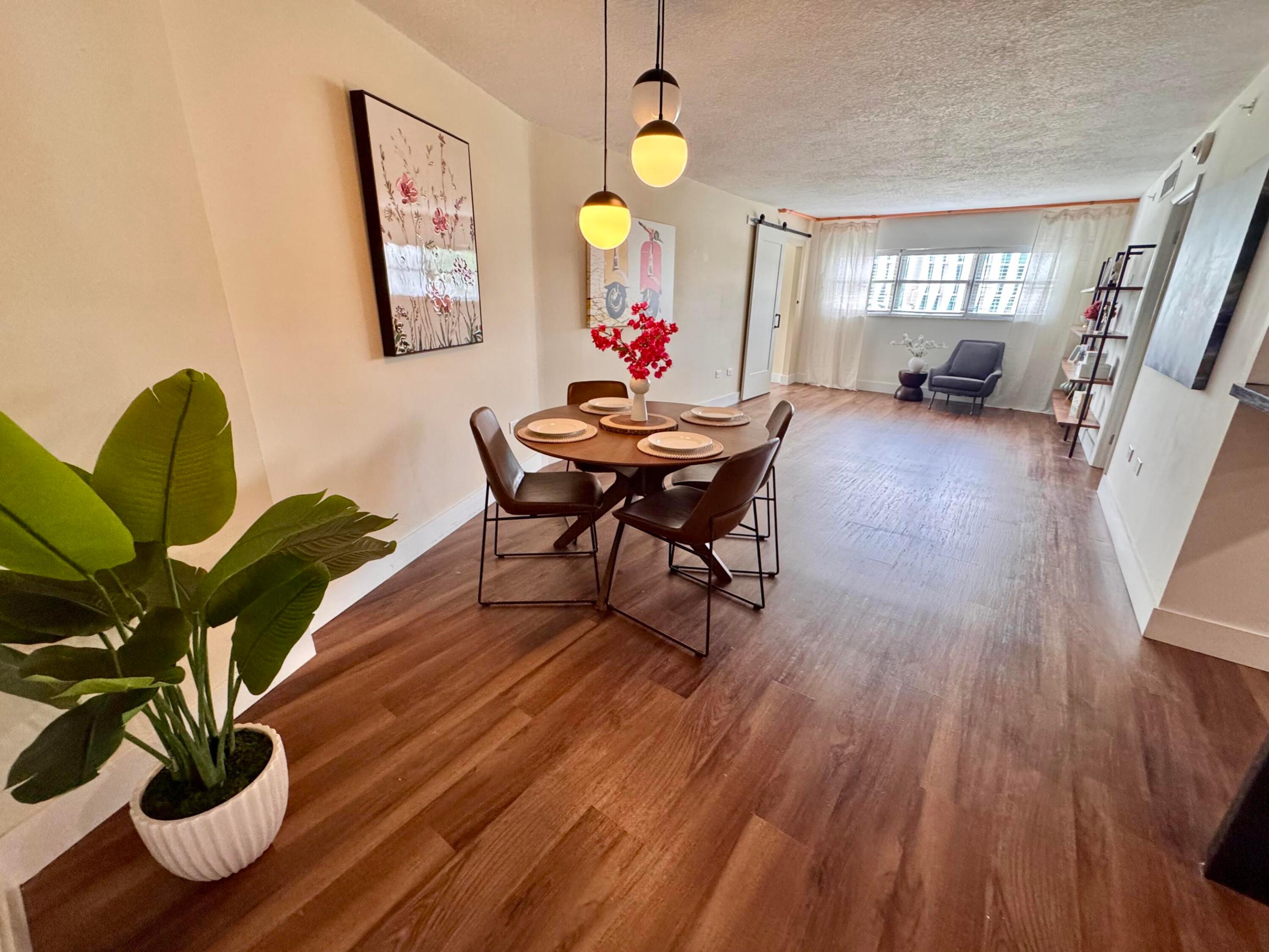 1881 Washington Avenue 4a Property Photo 4
