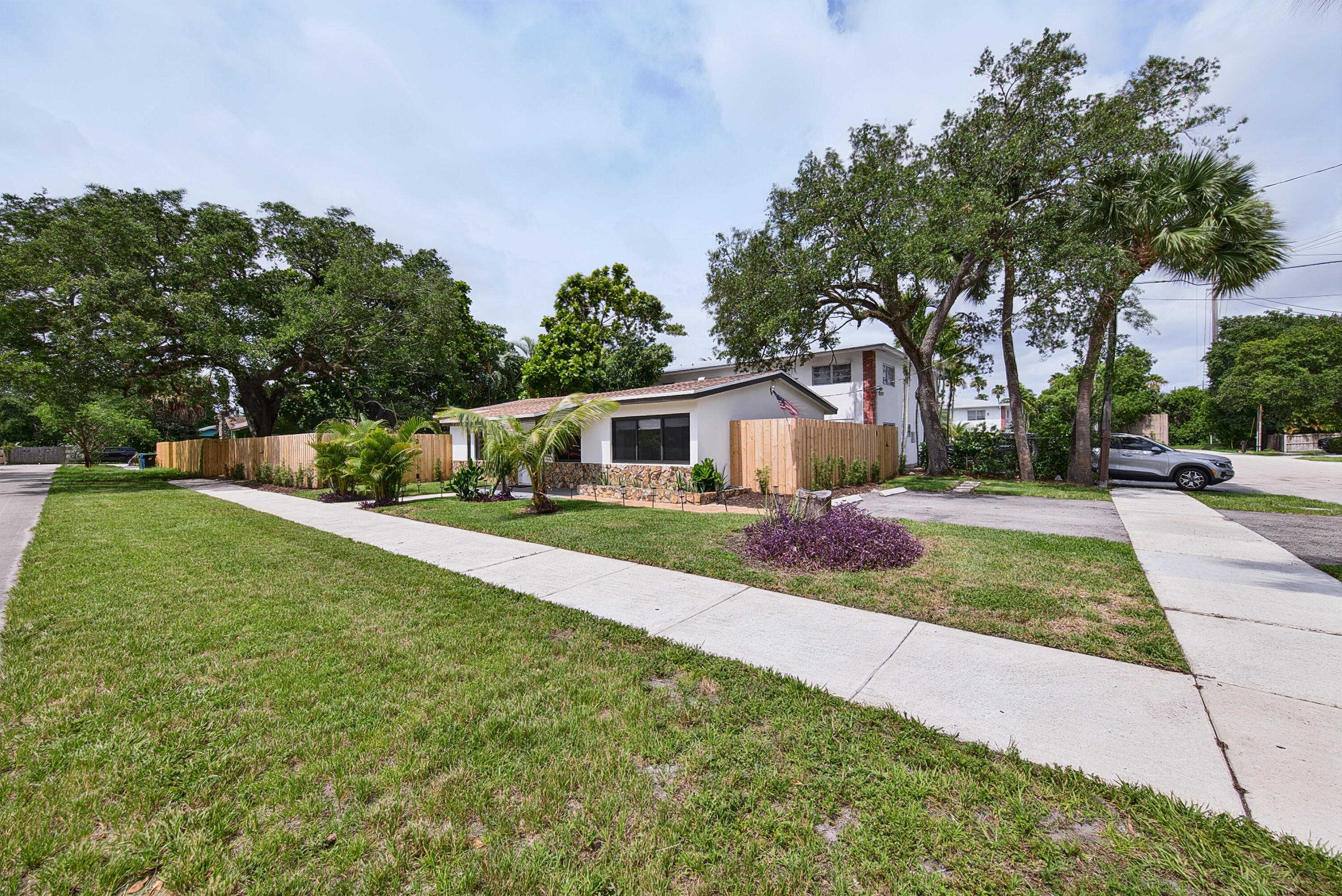 1101 Sw 19th Avenue Property Photo 12