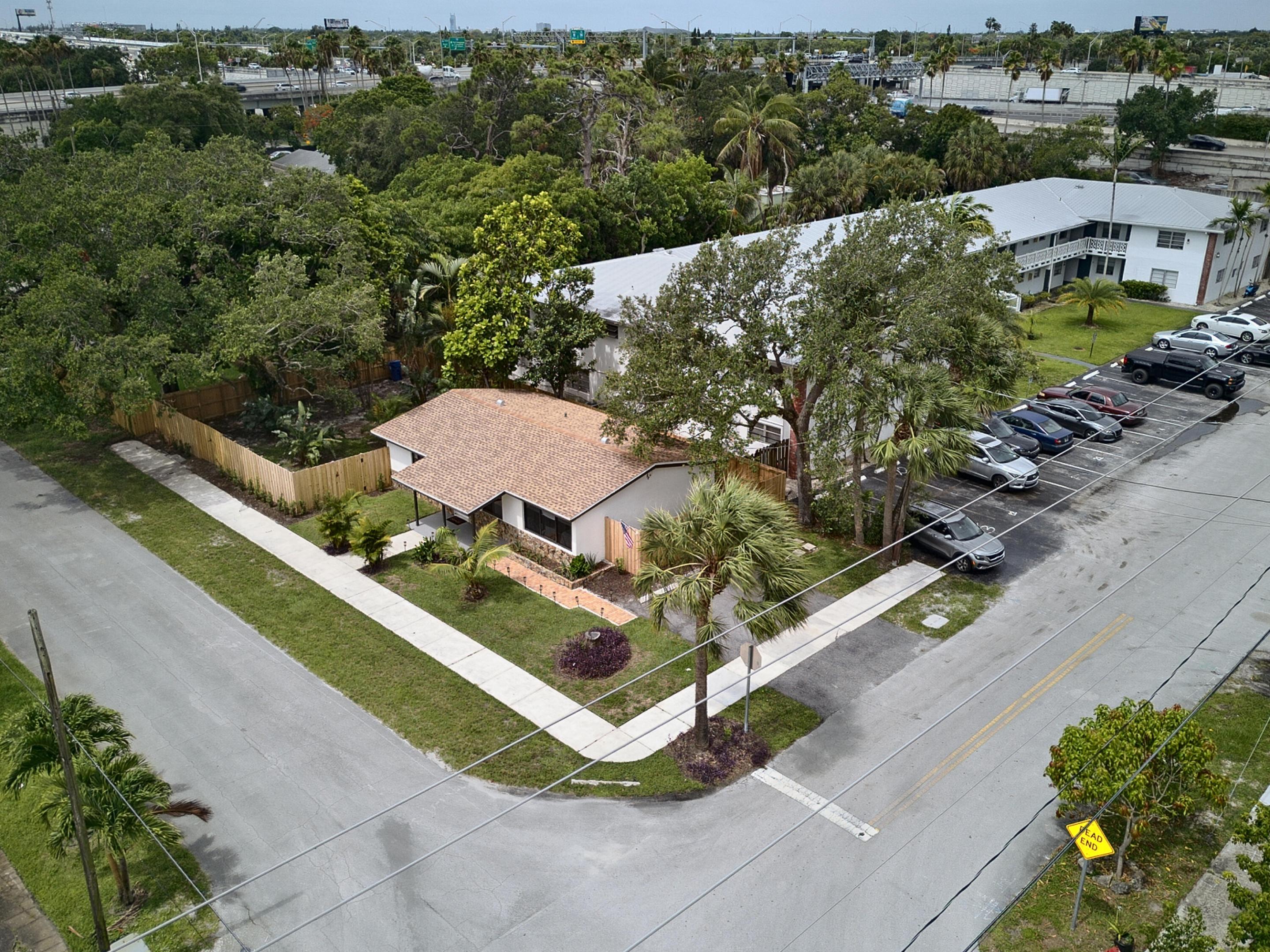 1101 Sw 19th Avenue Property Photo 13