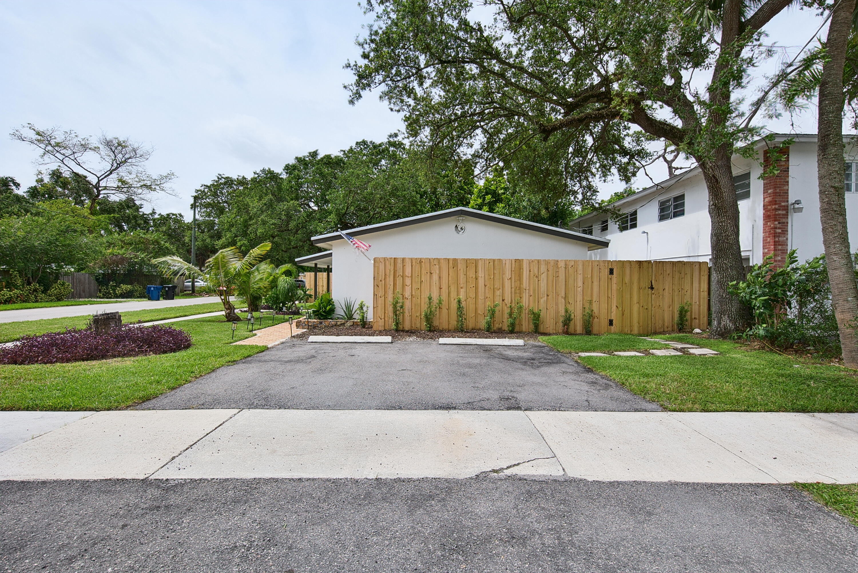 1101 Sw 19th Avenue Property Photo 16