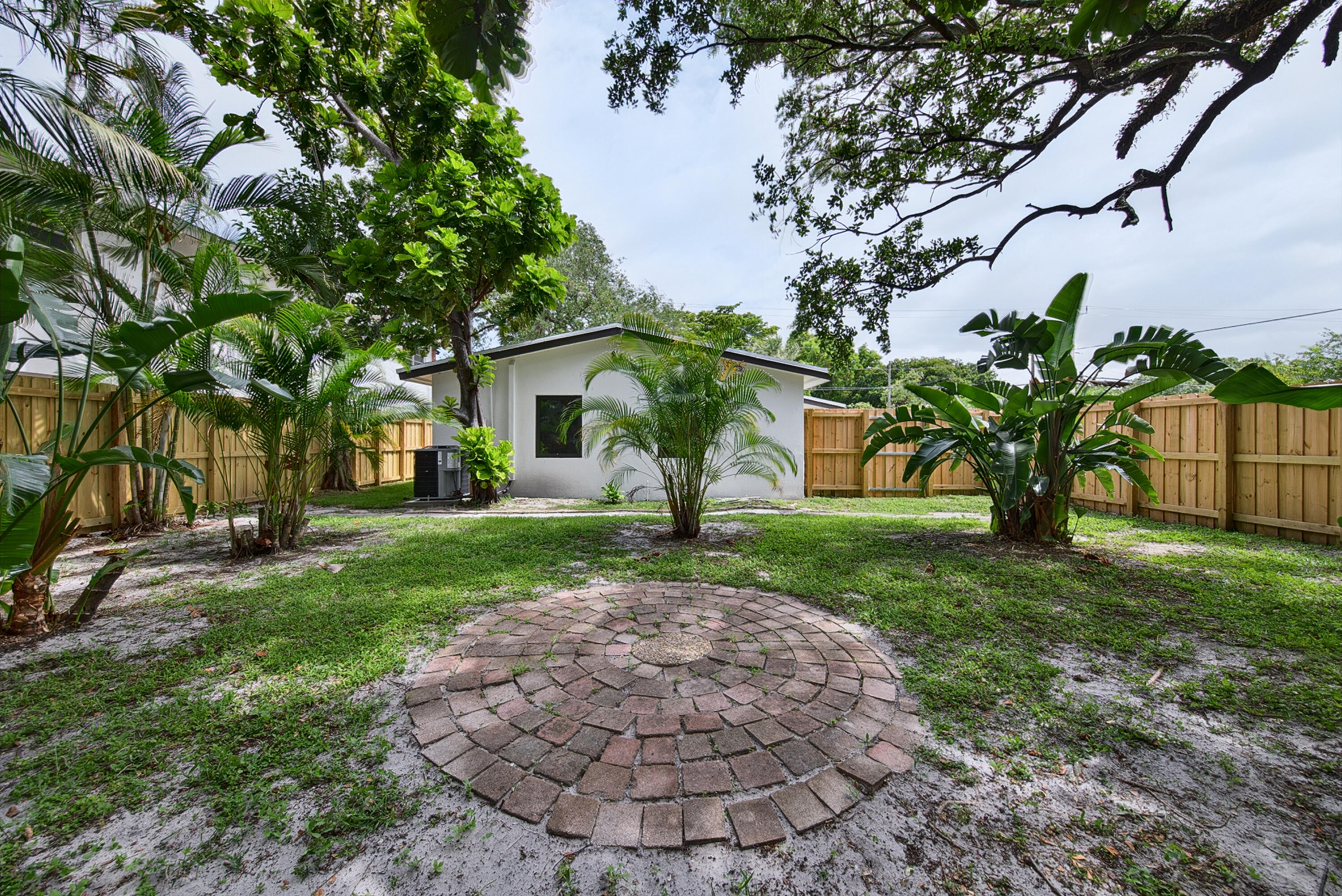 1101 Sw 19th Avenue Property Photo 19