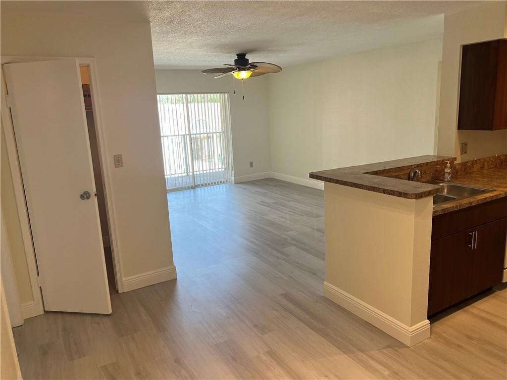 875 Riverside Drive 725 Property Photo 6