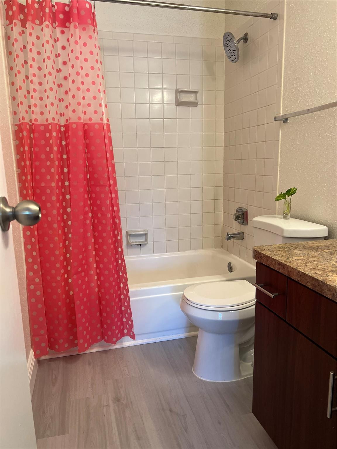 875 Riverside Drive 725 Property Photo 11