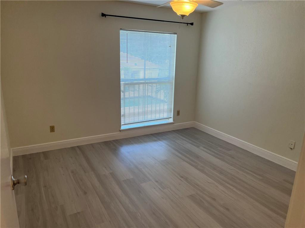 875 Riverside Drive 725 Property Photo 14
