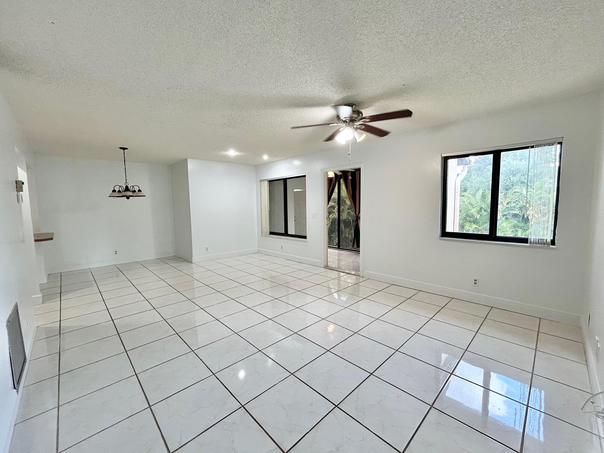433 Pine Glen Lane C2 Property Photo 15