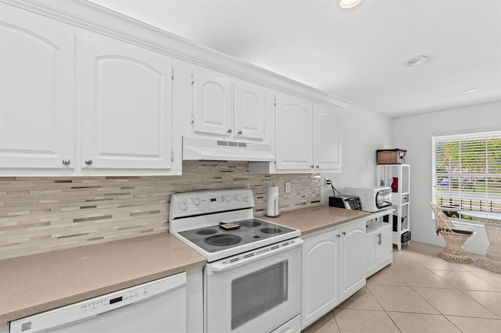 5656 Via Delray Boulevard Property Photo 7