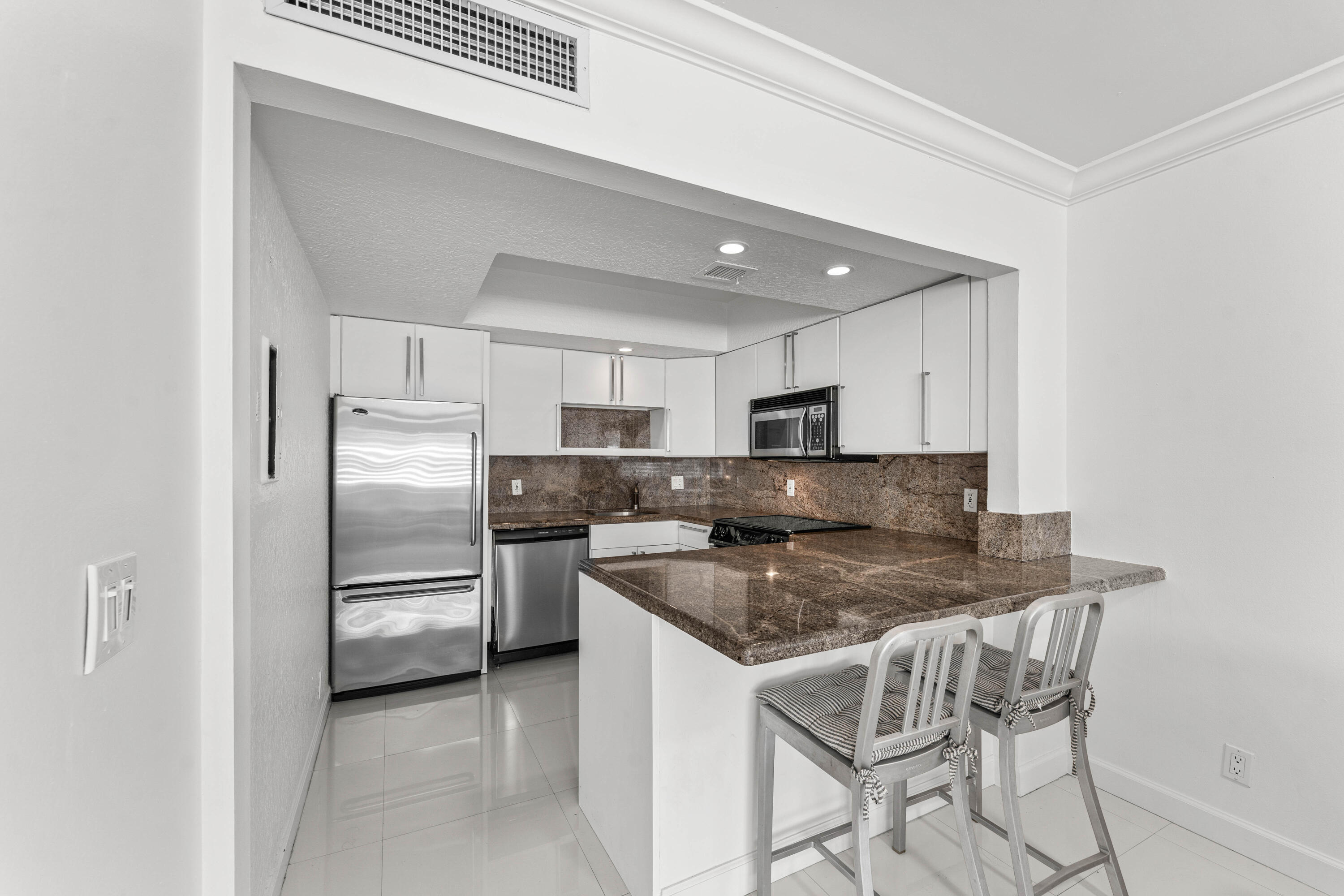 250 S Ocean Boulevard 269 Property Photo 8