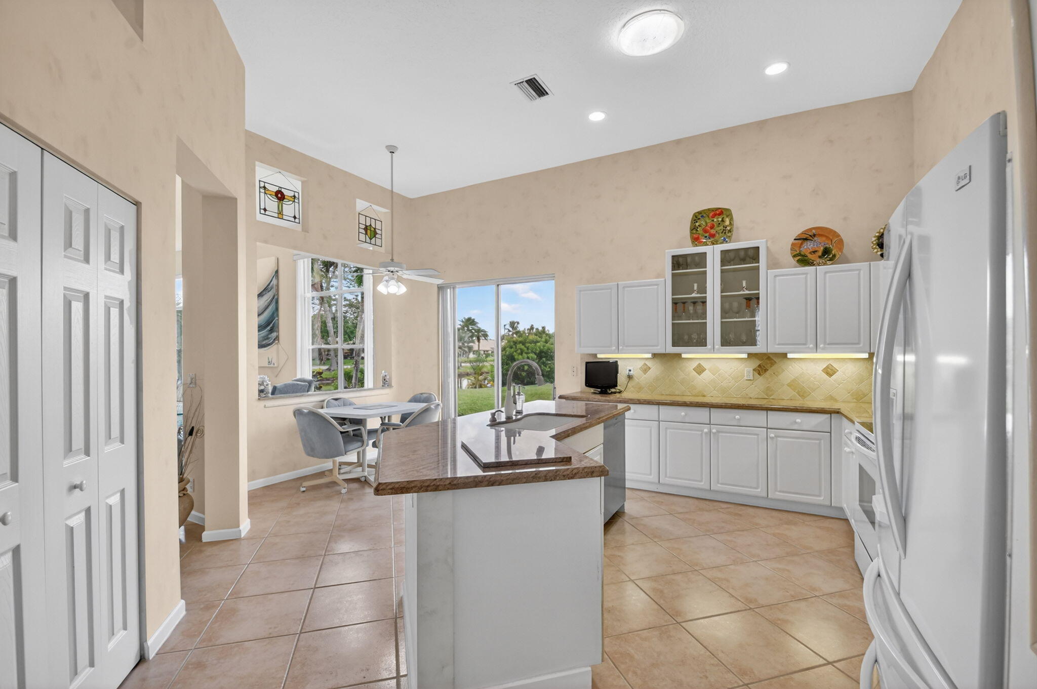 7760 Carrington Court Property Photo 10