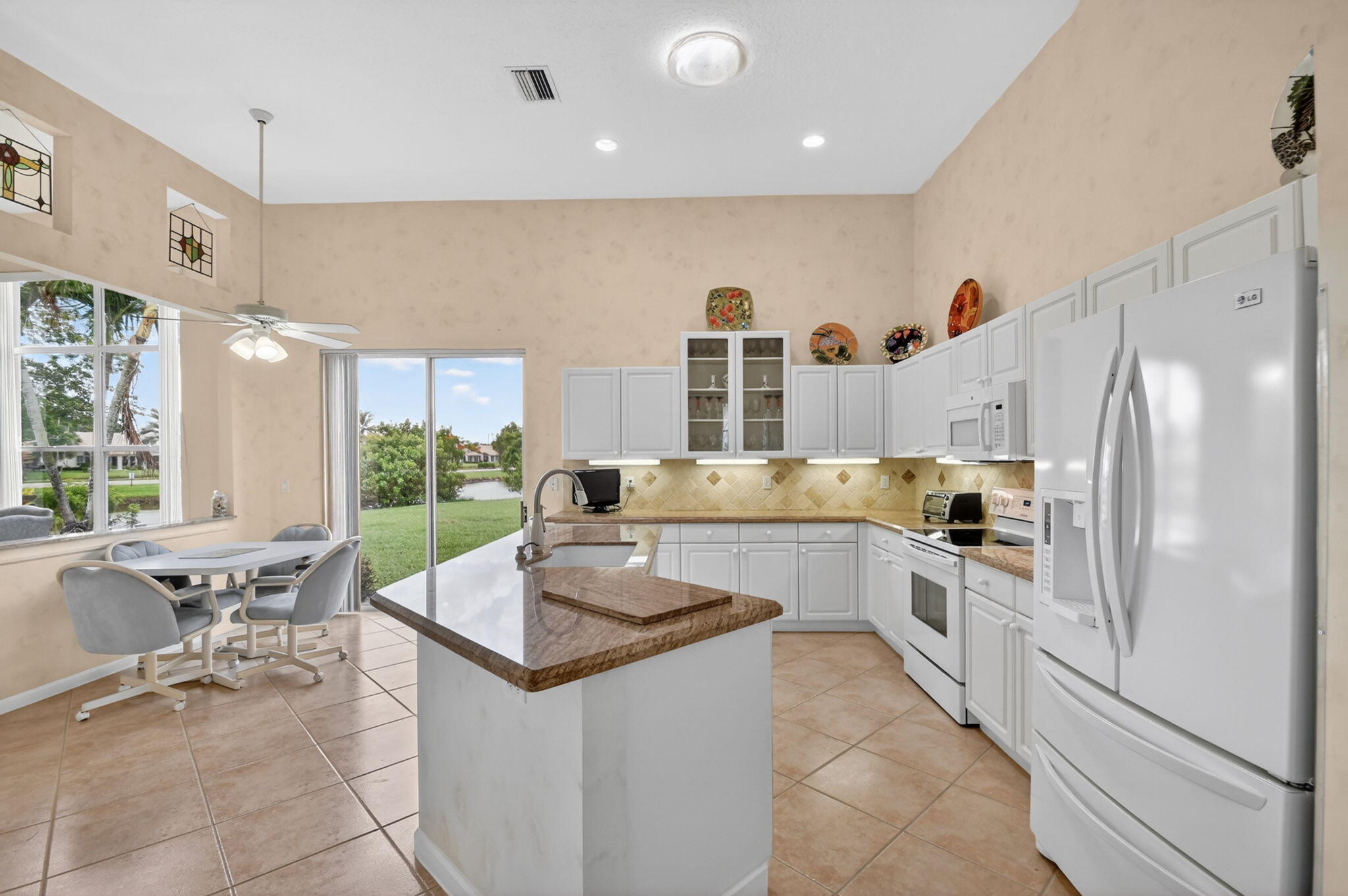 7760 Carrington Court Property Photo 11