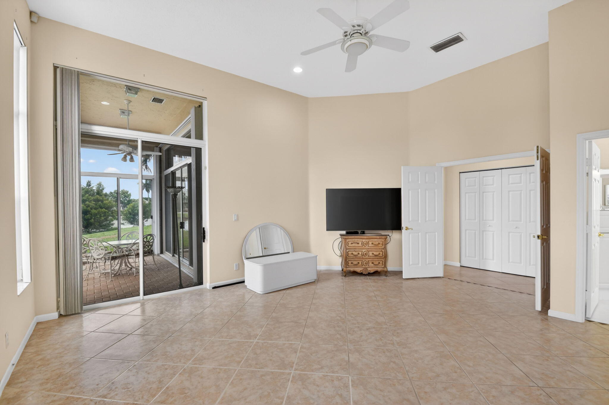 7760 Carrington Court Property Photo 28