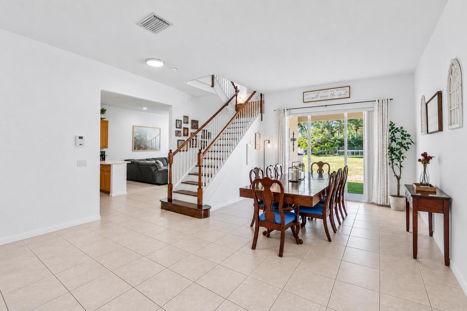 140 Bellezza Terrace Property Photo 4