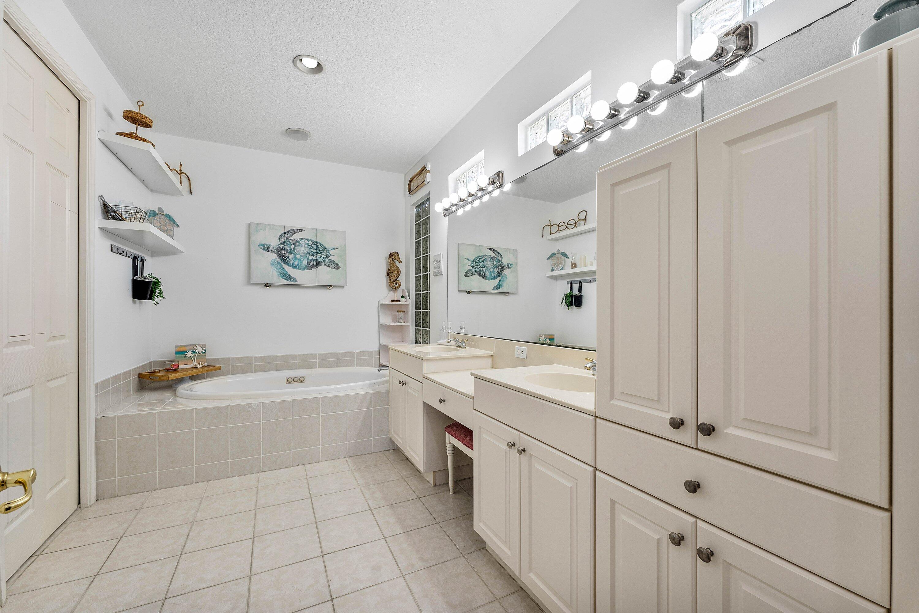 140 Bellezza Terrace Property Photo 20