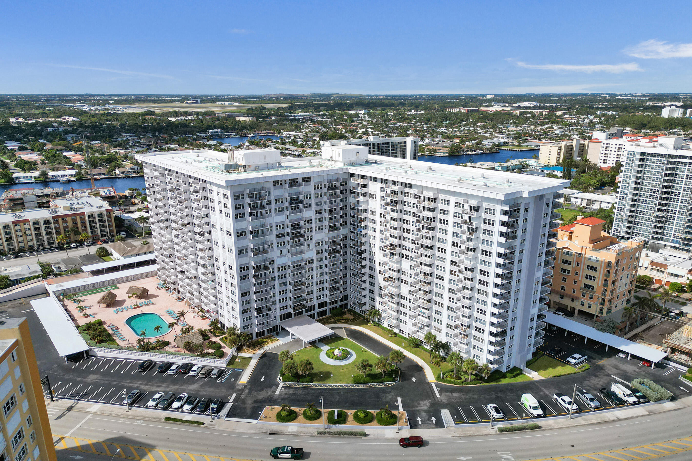 405 N Ocean Boulevard 305 Property Photo 2