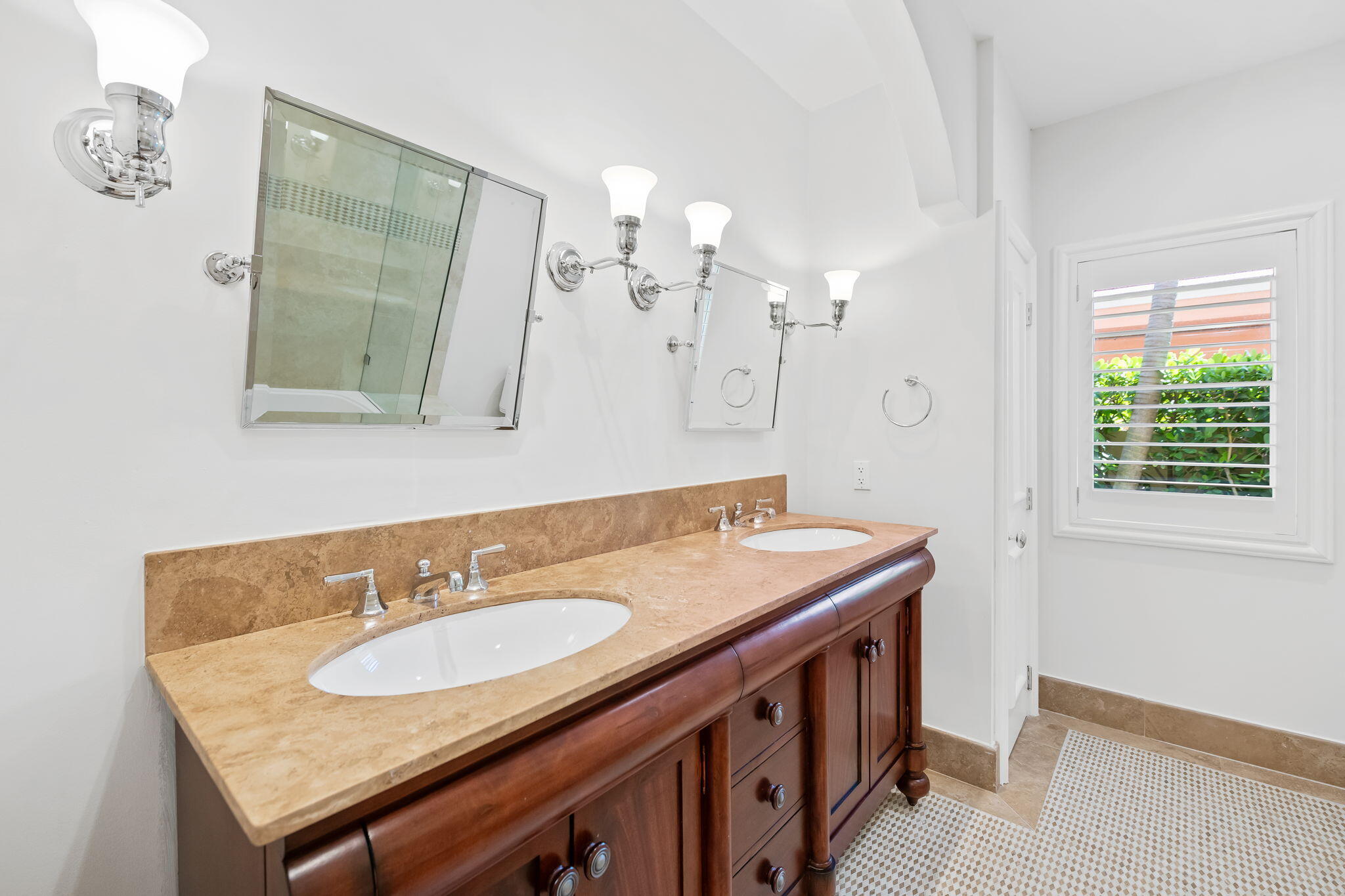 3 Isla Bahia Drive Property Photo 20