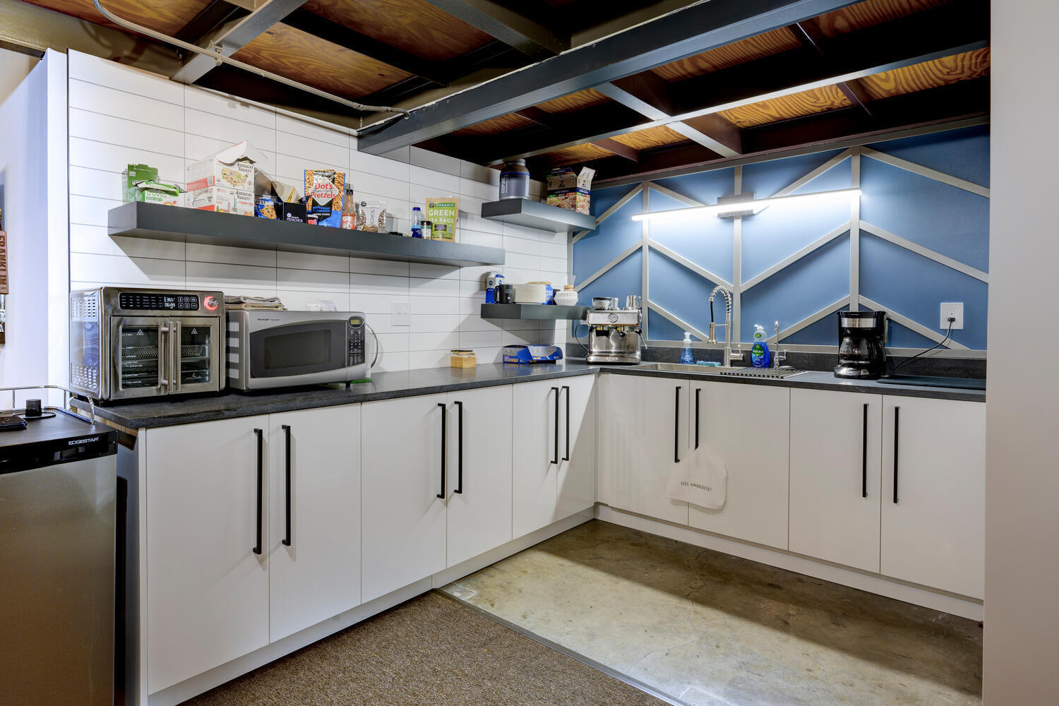 400 Clematis Street 203 Property Photo 9