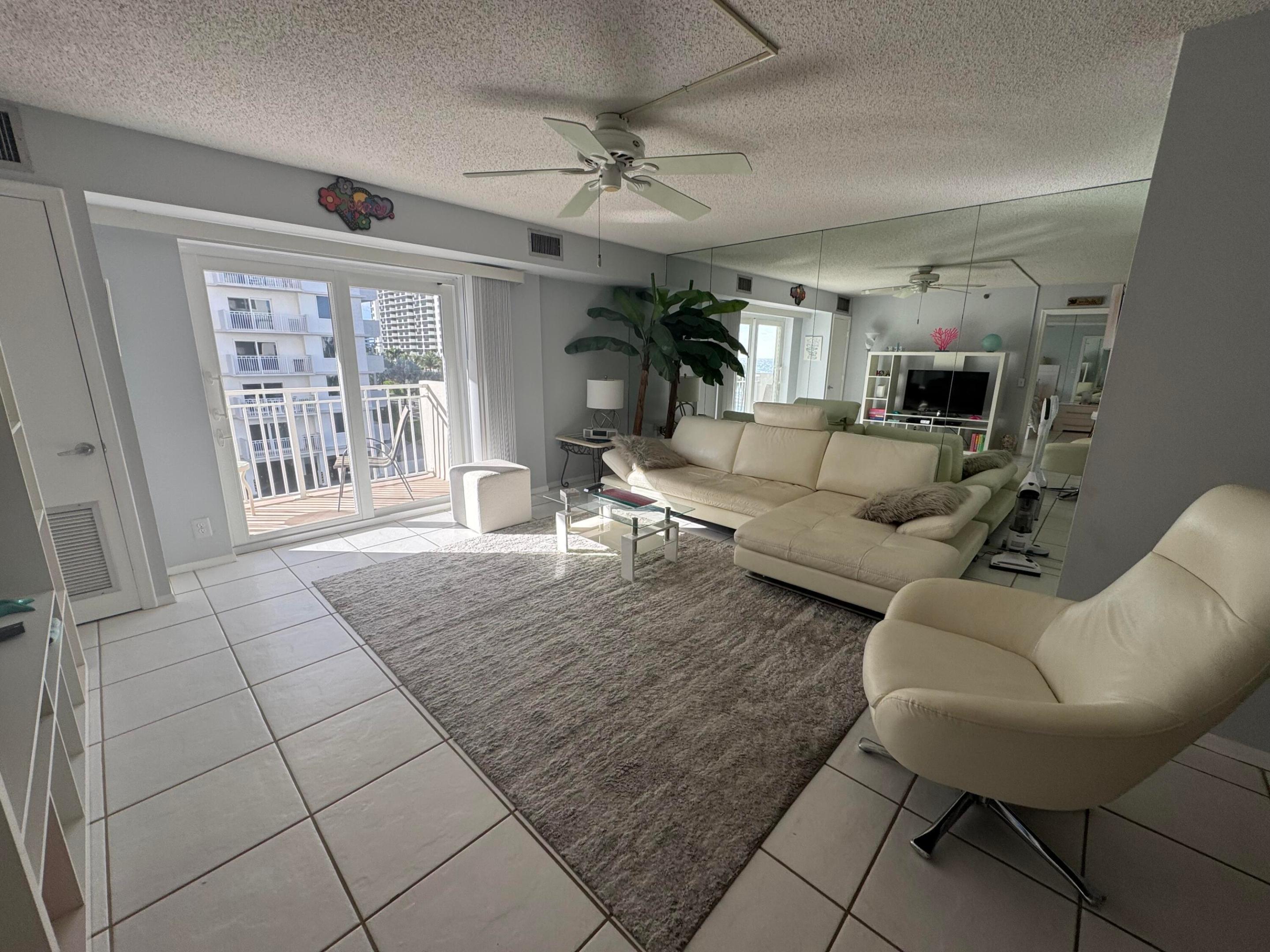 3215 S Ocean Boulevard 303 Property Photo 8