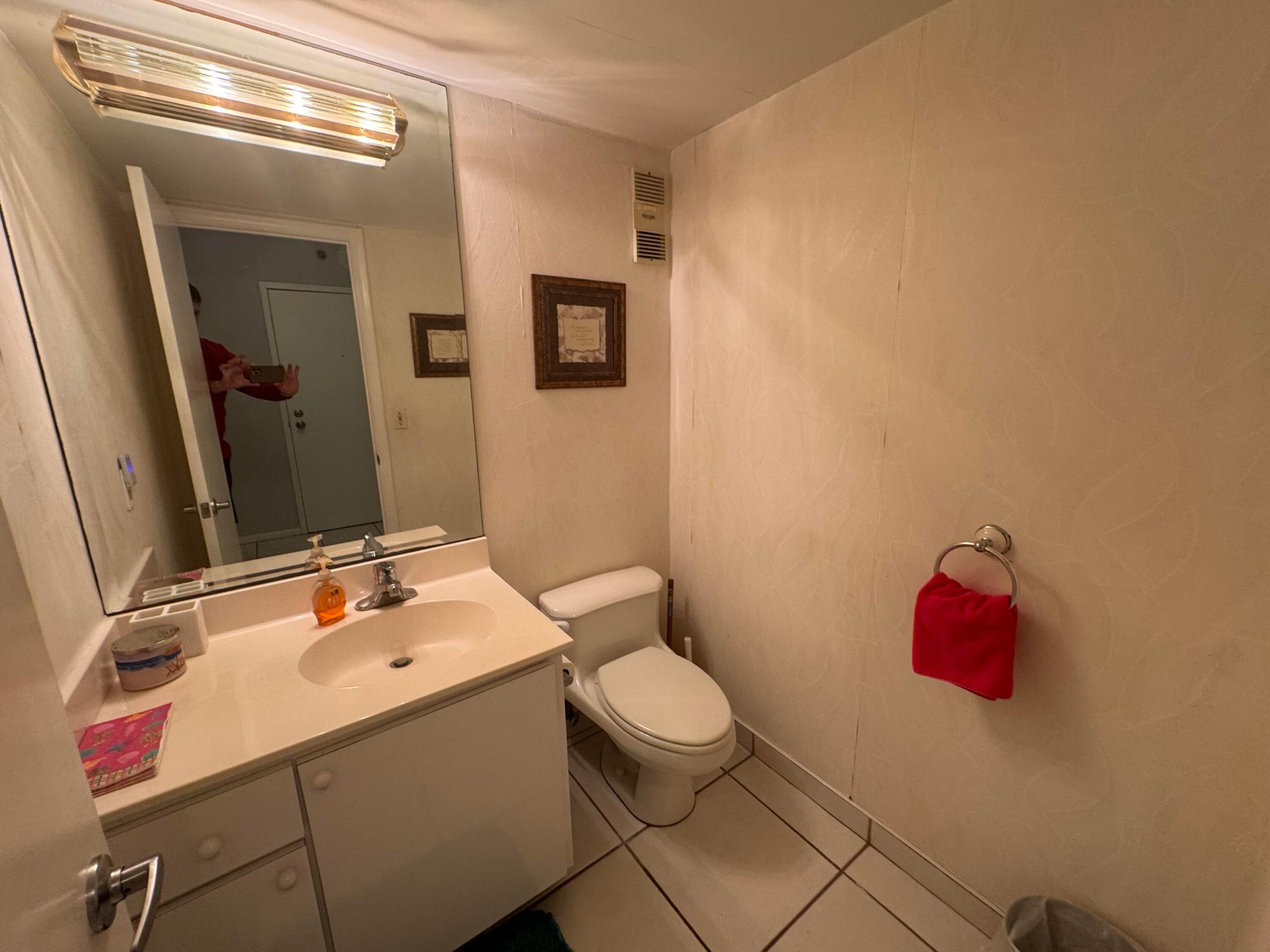 3215 S Ocean Boulevard 303 Property Photo 12