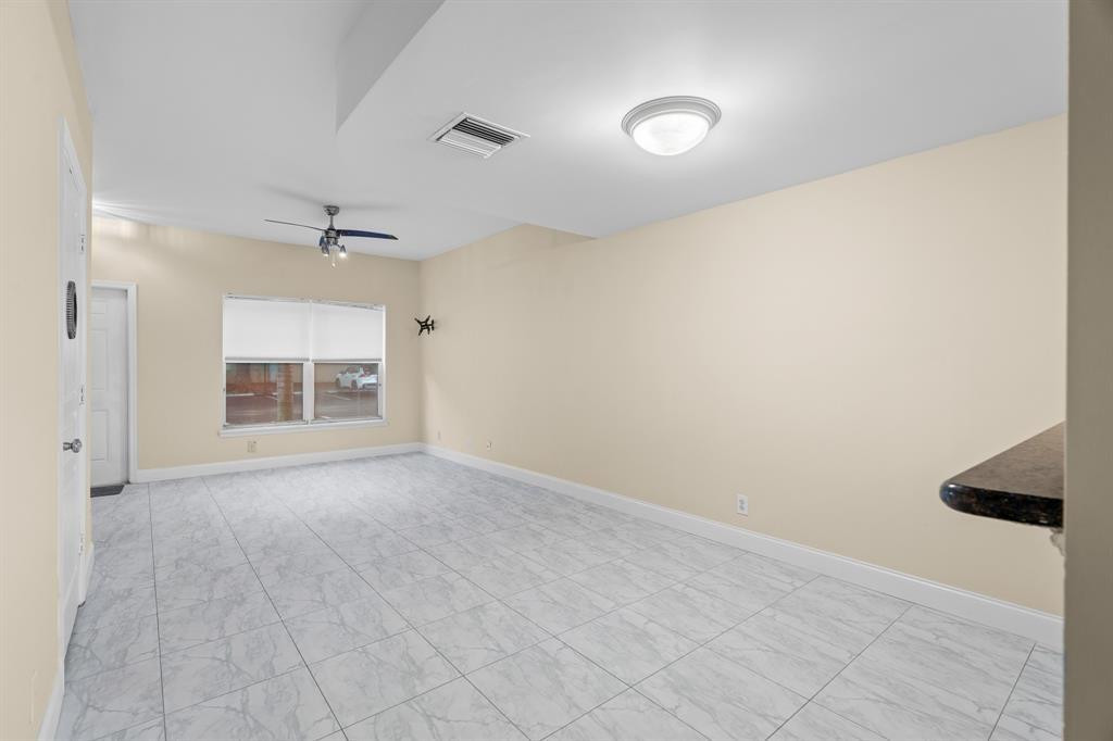 3168 Sw 49th Street Property Photo 6