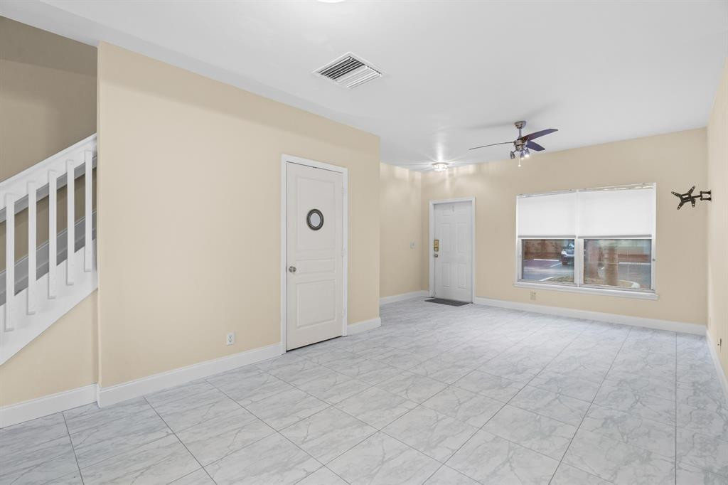 3168 Sw 49th Street Property Photo 8