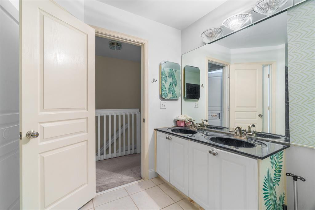 3168 Sw 49th Street Property Photo 27