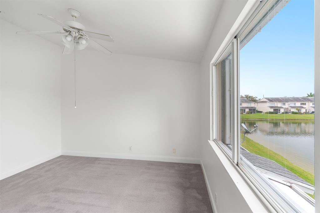 3168 Sw 49th Street Property Photo 28